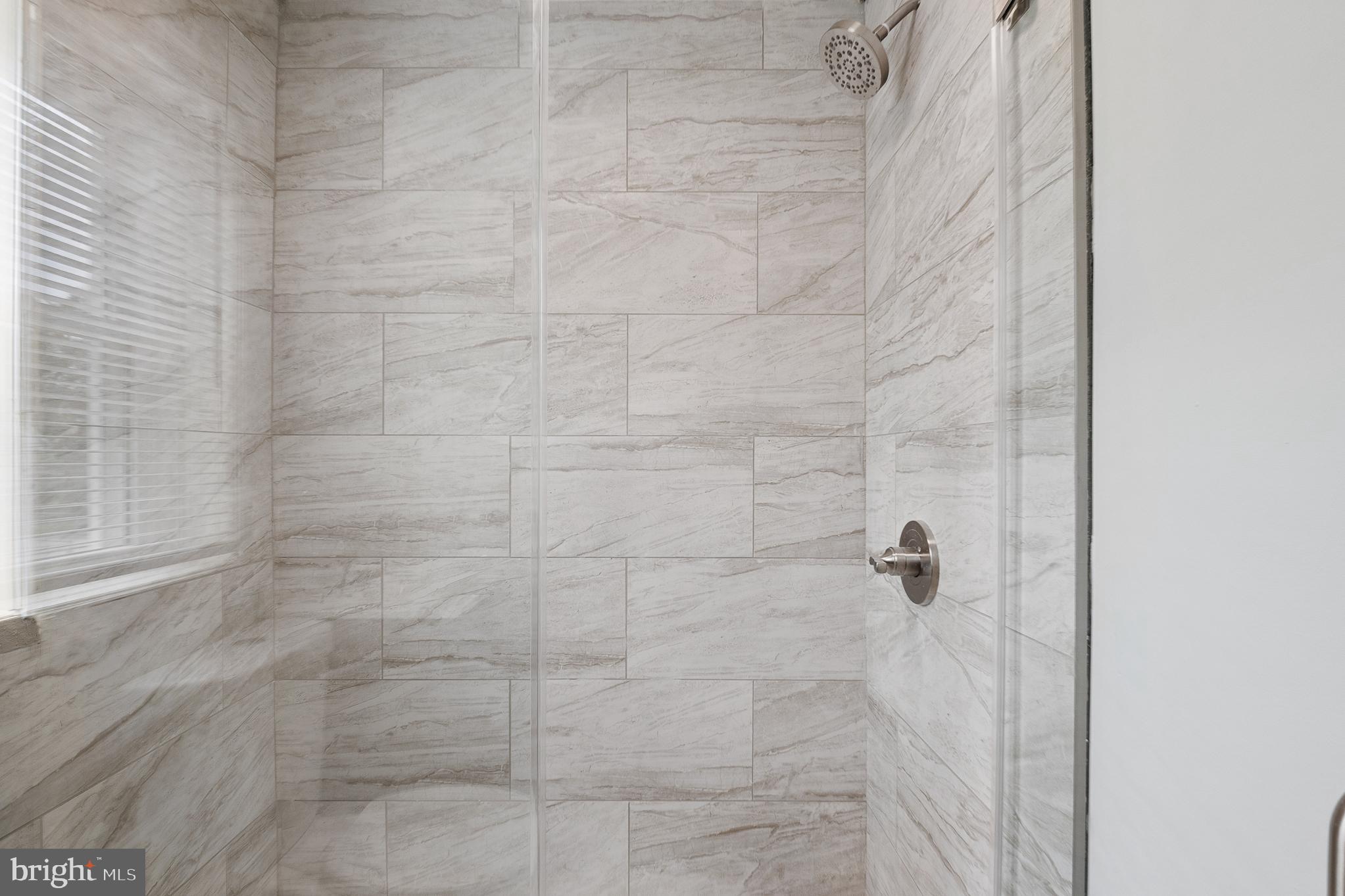 ARUNDEL VILLAGE - Residential Lease