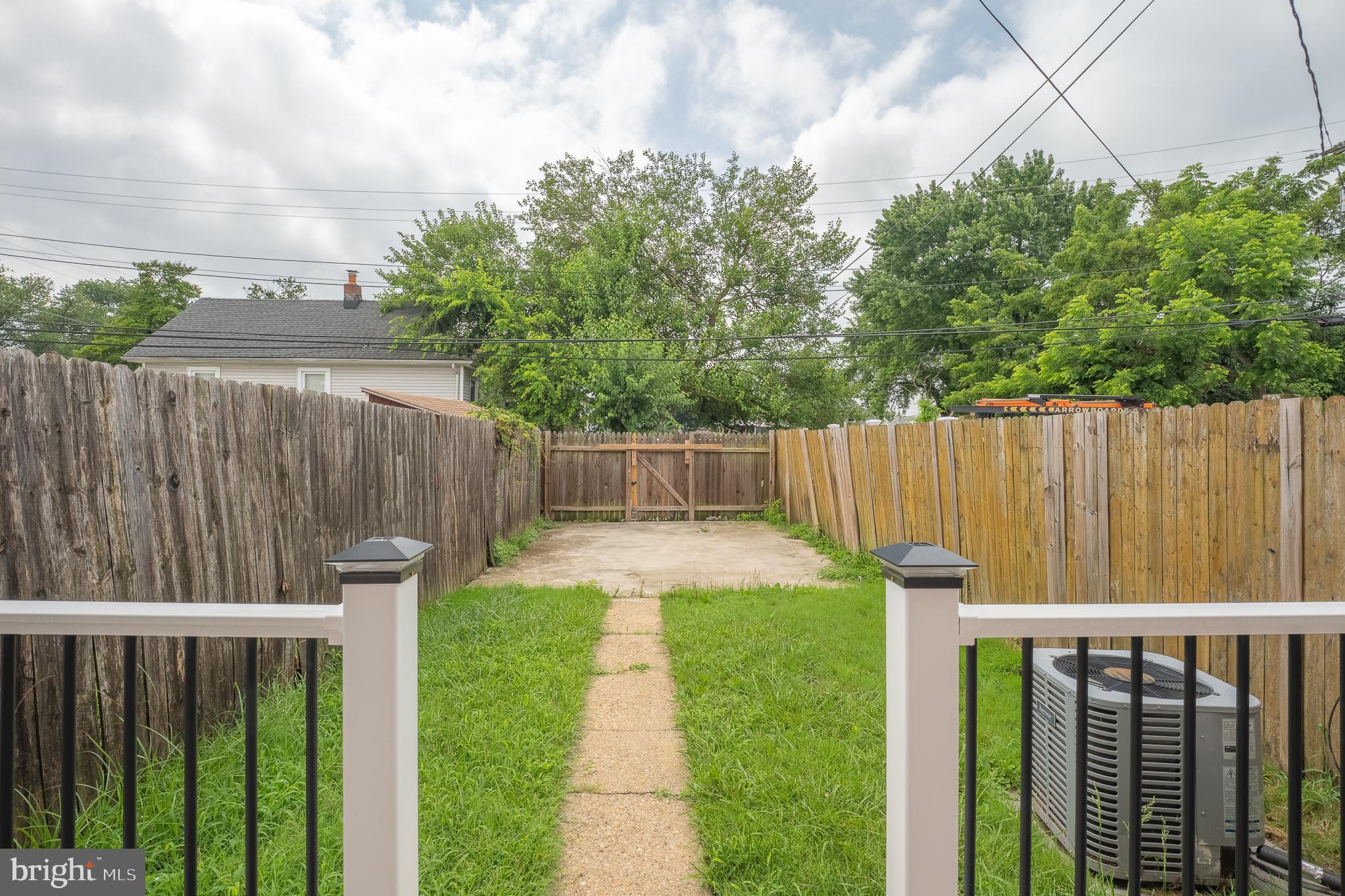 ARUNDEL VILLAGE - Residential Lease