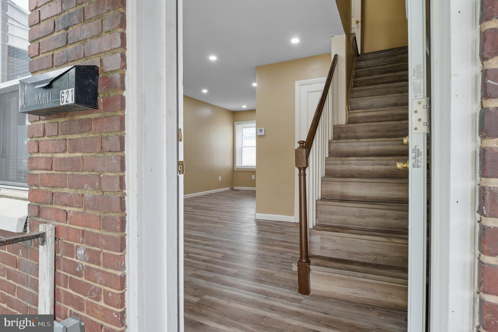 ARUNDEL VILLAGE - Residential Lease