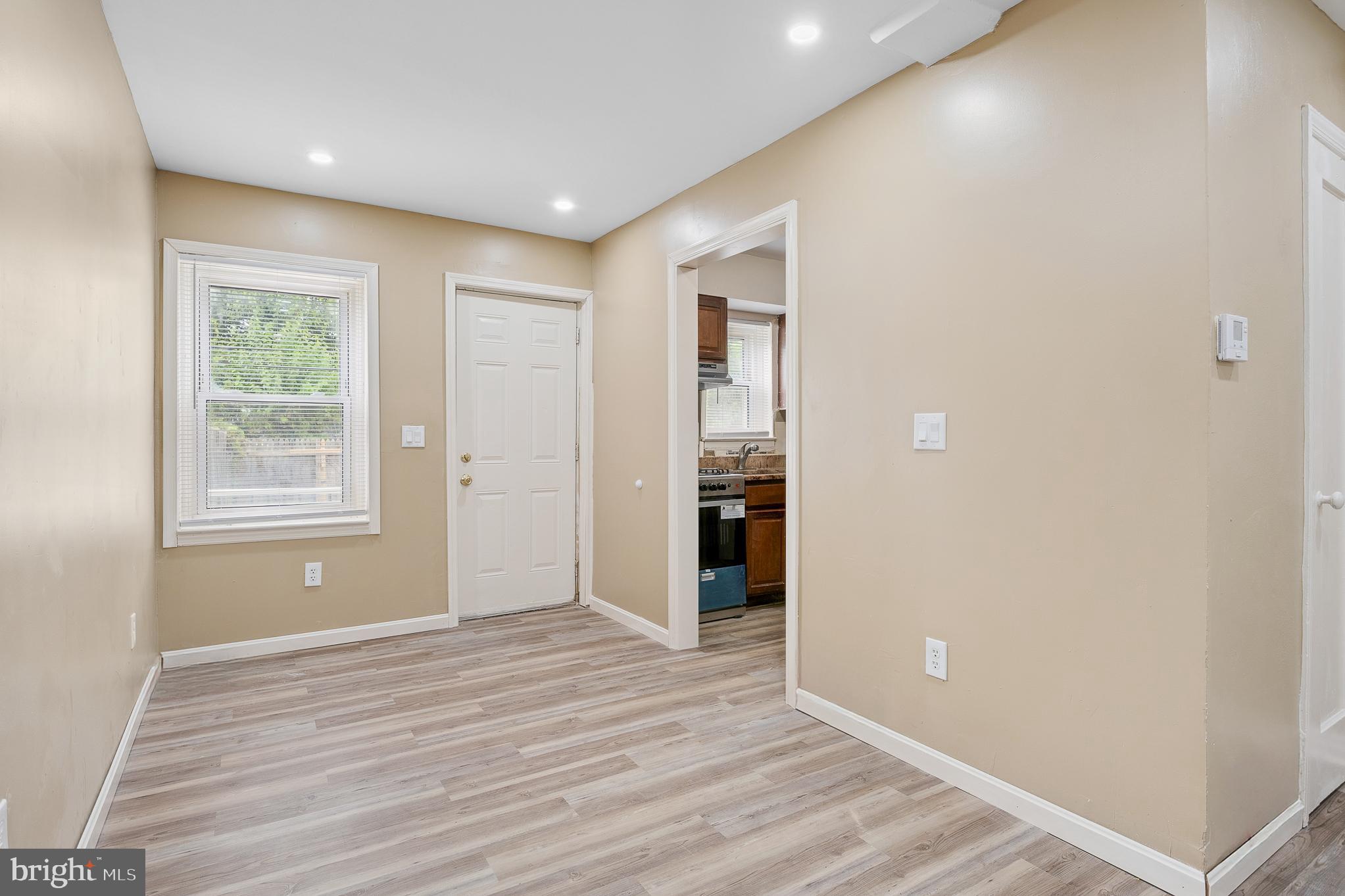 ARUNDEL VILLAGE - Residential Lease