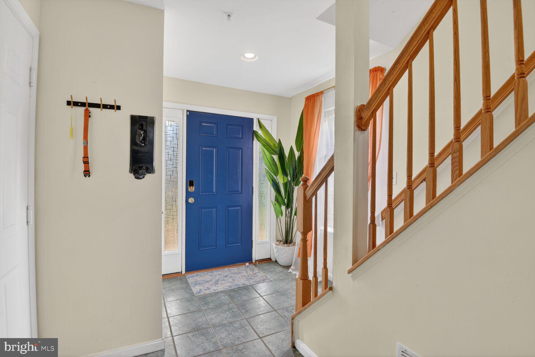 KINGS GRANT - Residential