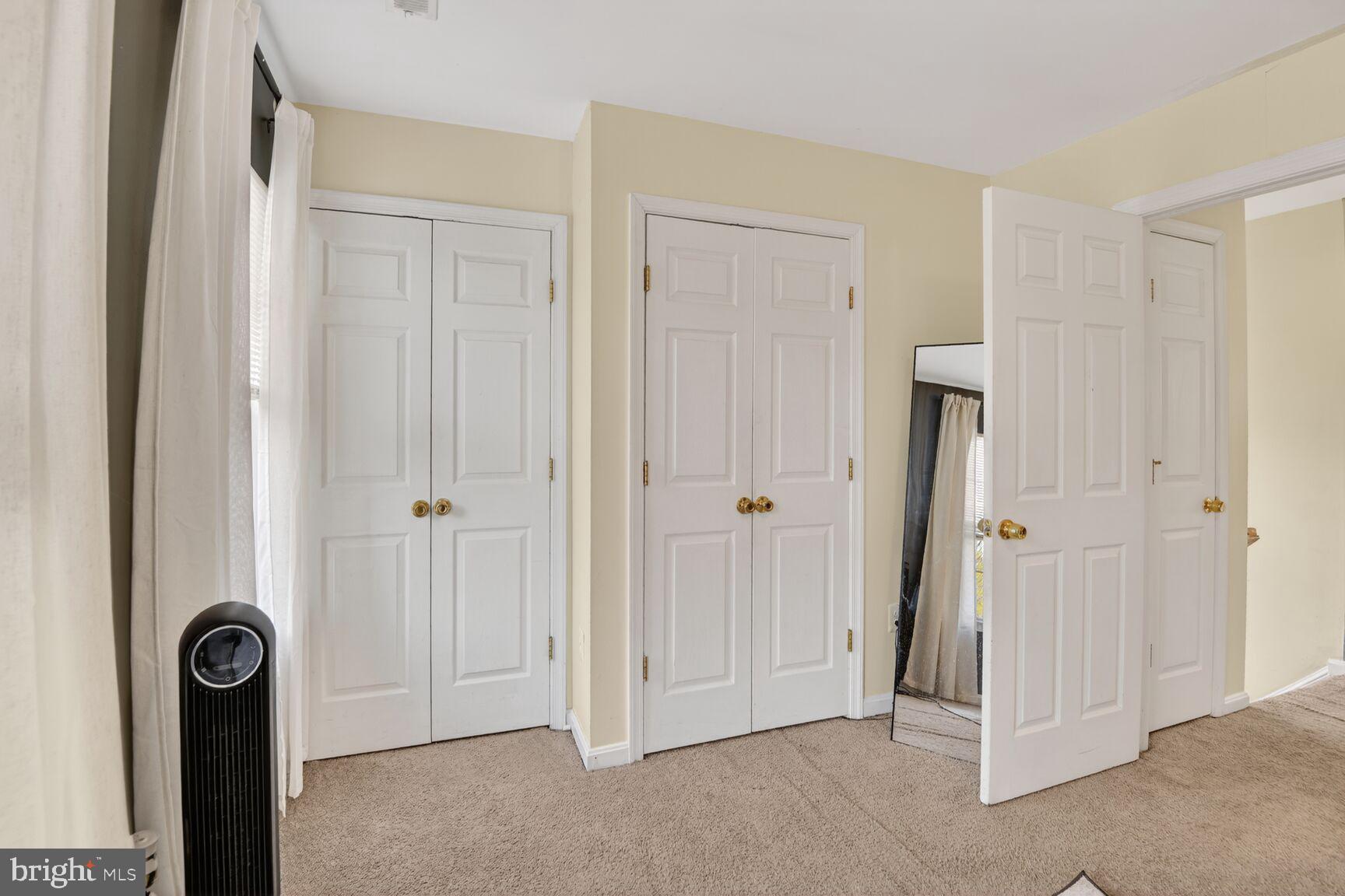 KINGS GRANT - Residential