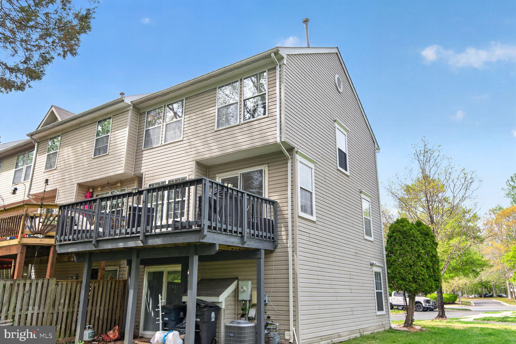 KINGS GRANT - Residential