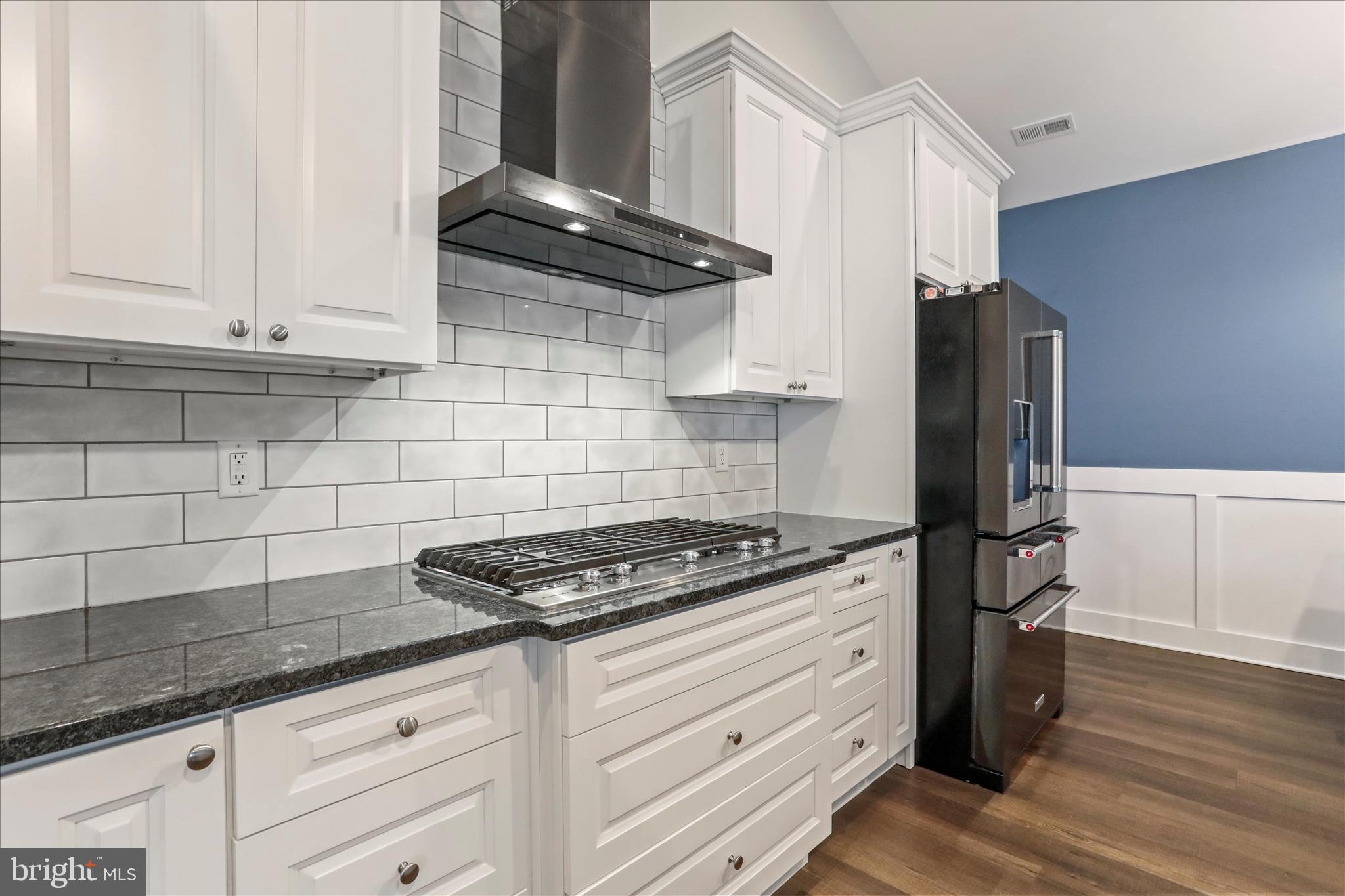 THISTLE LANDING - Residential