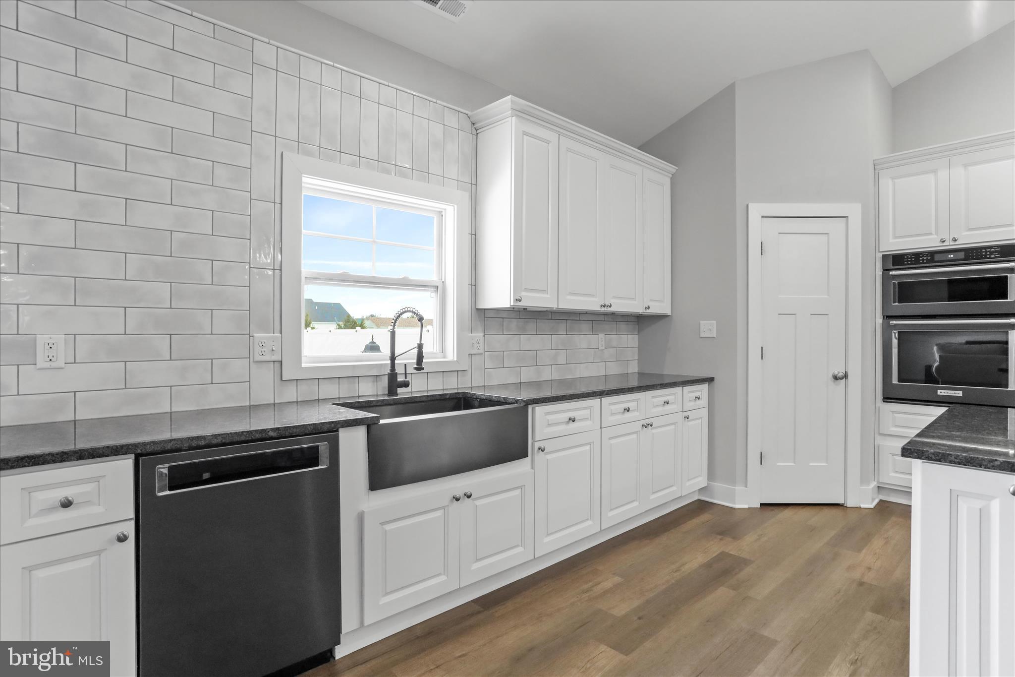 THISTLE LANDING - Residential