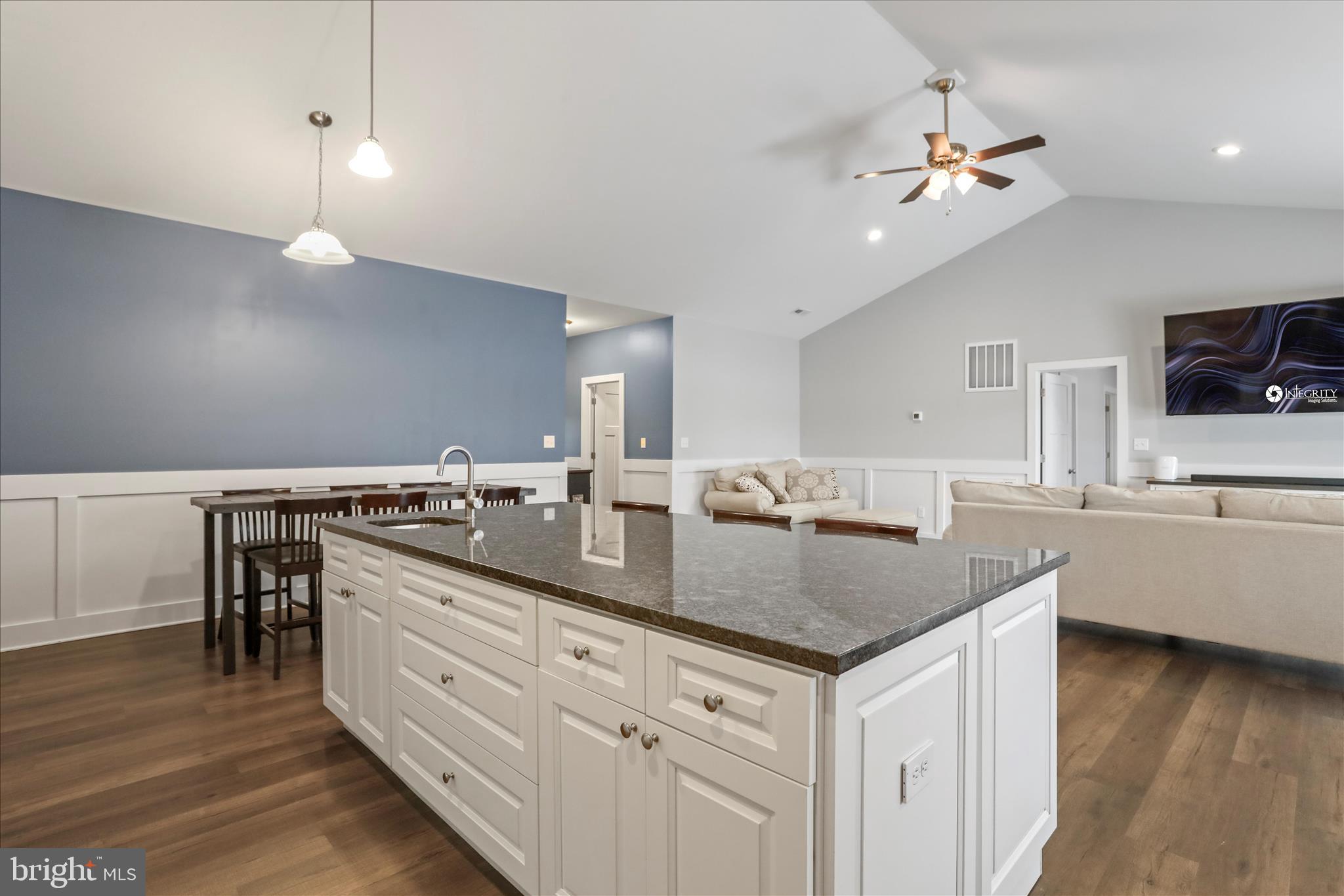 THISTLE LANDING - Residential