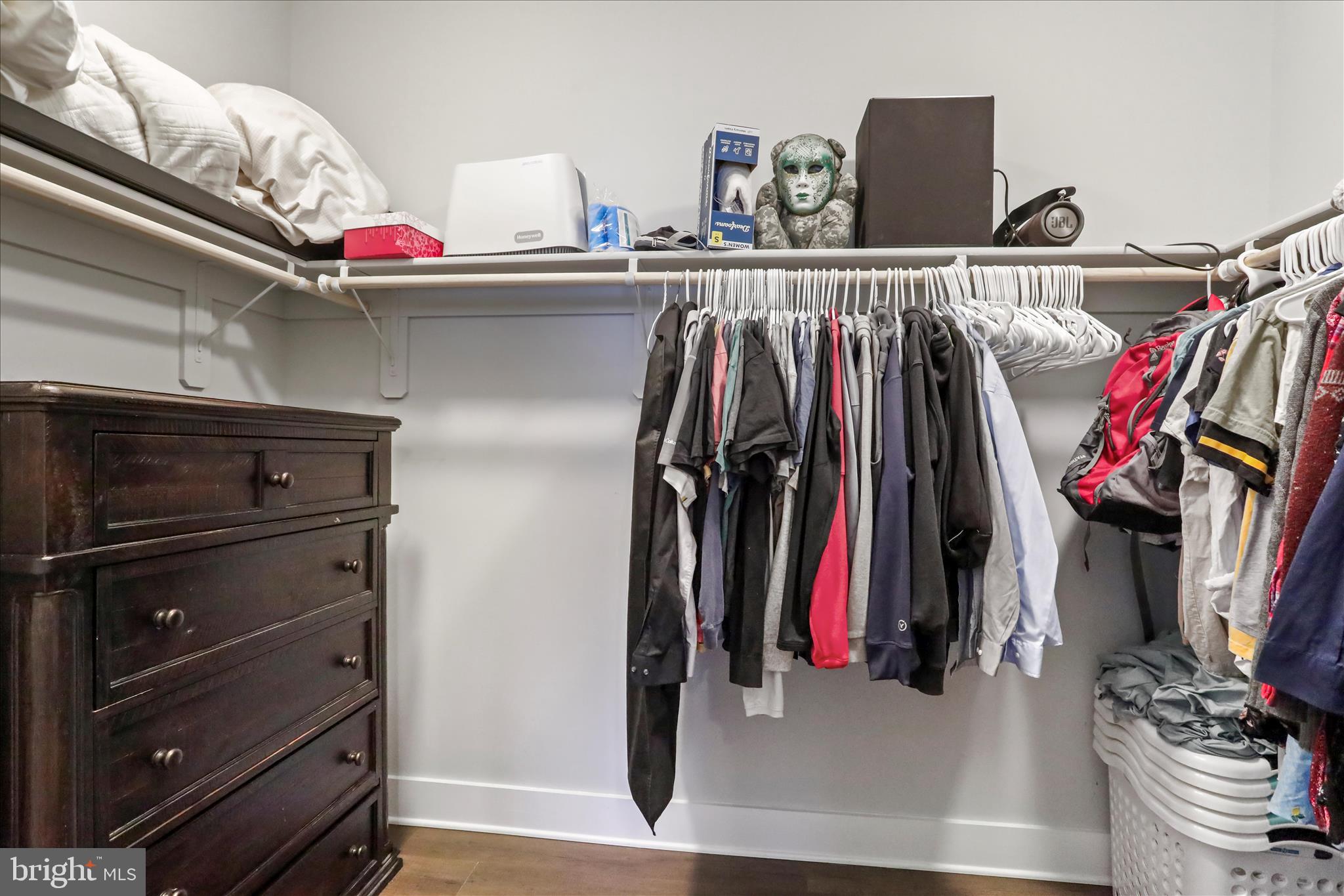 THISTLE LANDING - Residential