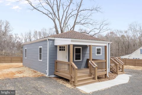 Homes For Sale - 11332 Cox Mill Road<br/> Orange County, GORDONSVILLE, VA 22942