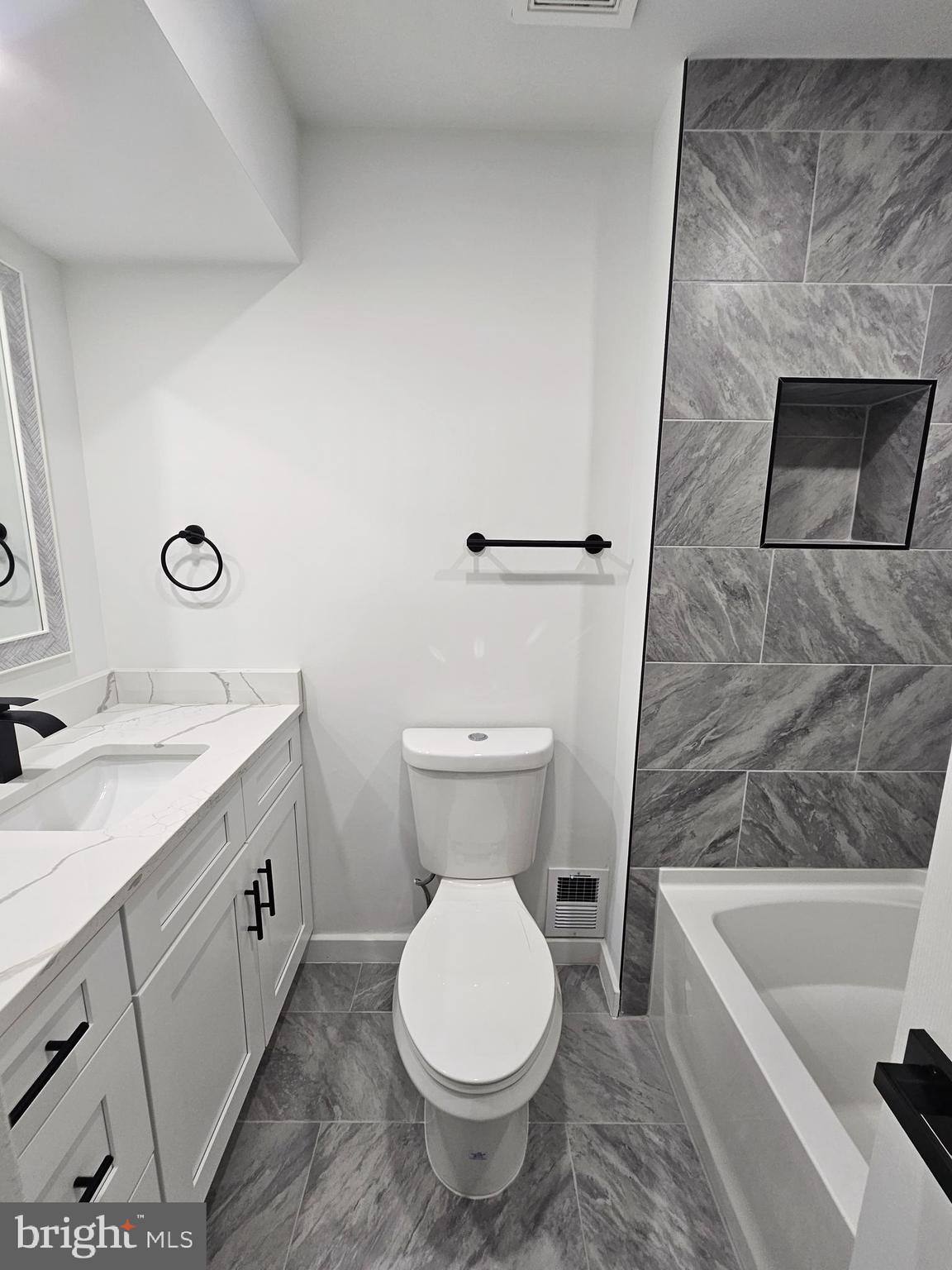 LAYHILL SOUTH - Residential