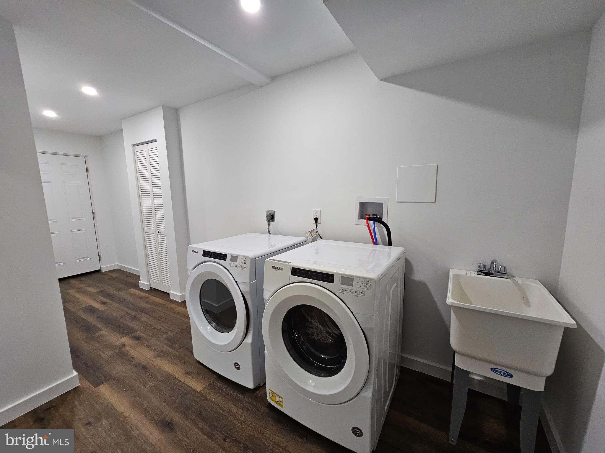 LAYHILL SOUTH - Residential