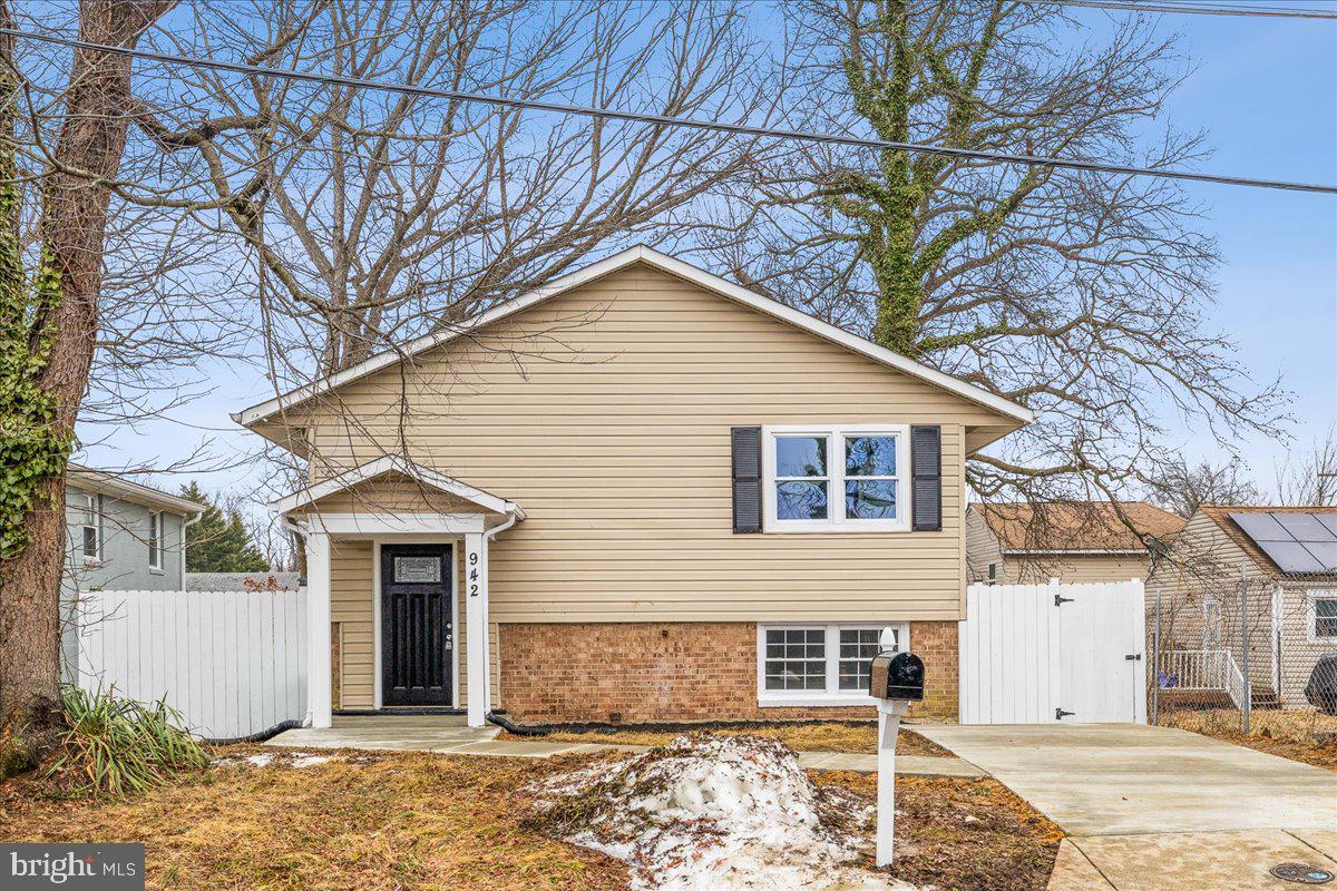 GR CAPITOL HEIGHTS - Residential