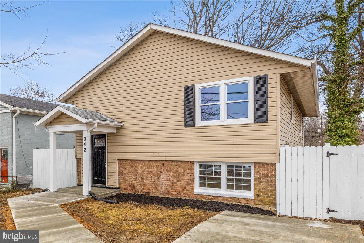 GR CAPITOL HEIGHTS - Residential