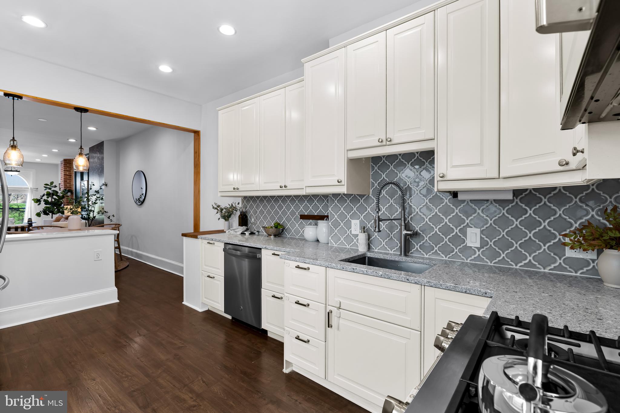 CANTON - Residential