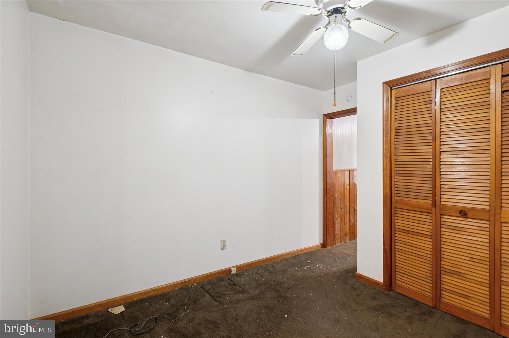 TWIN OAKS - Residential