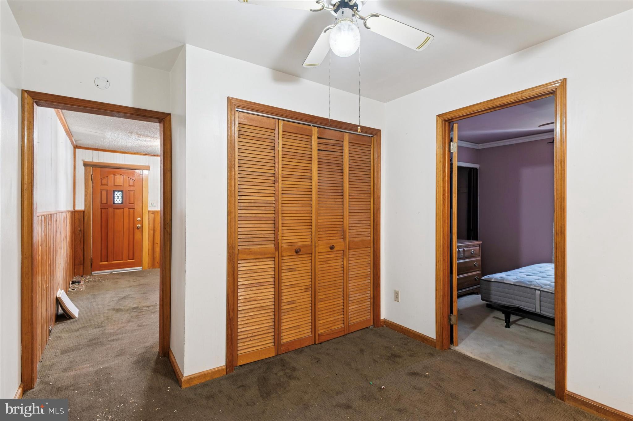 TWIN OAKS - Residential