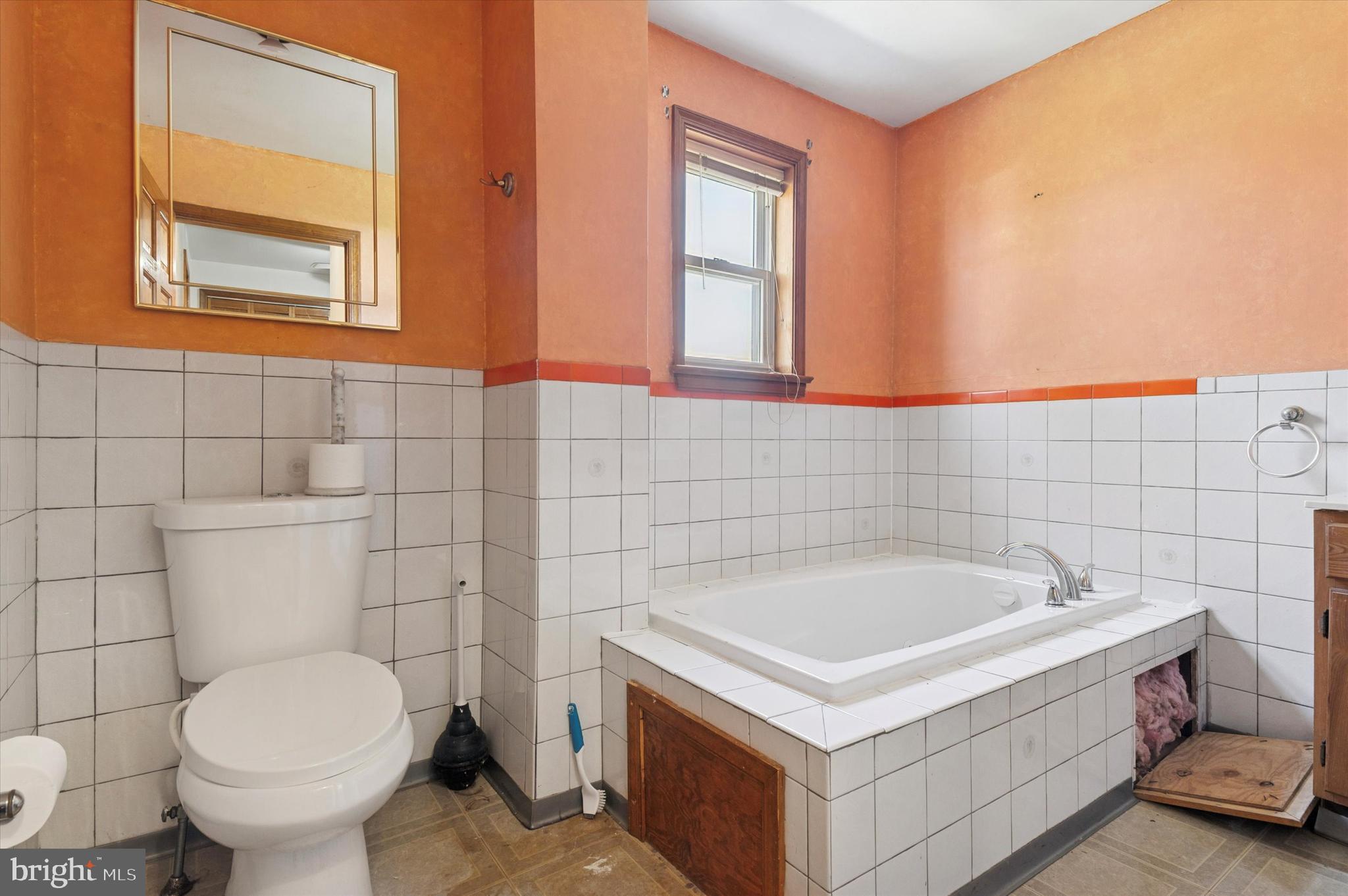 TWIN OAKS - Residential