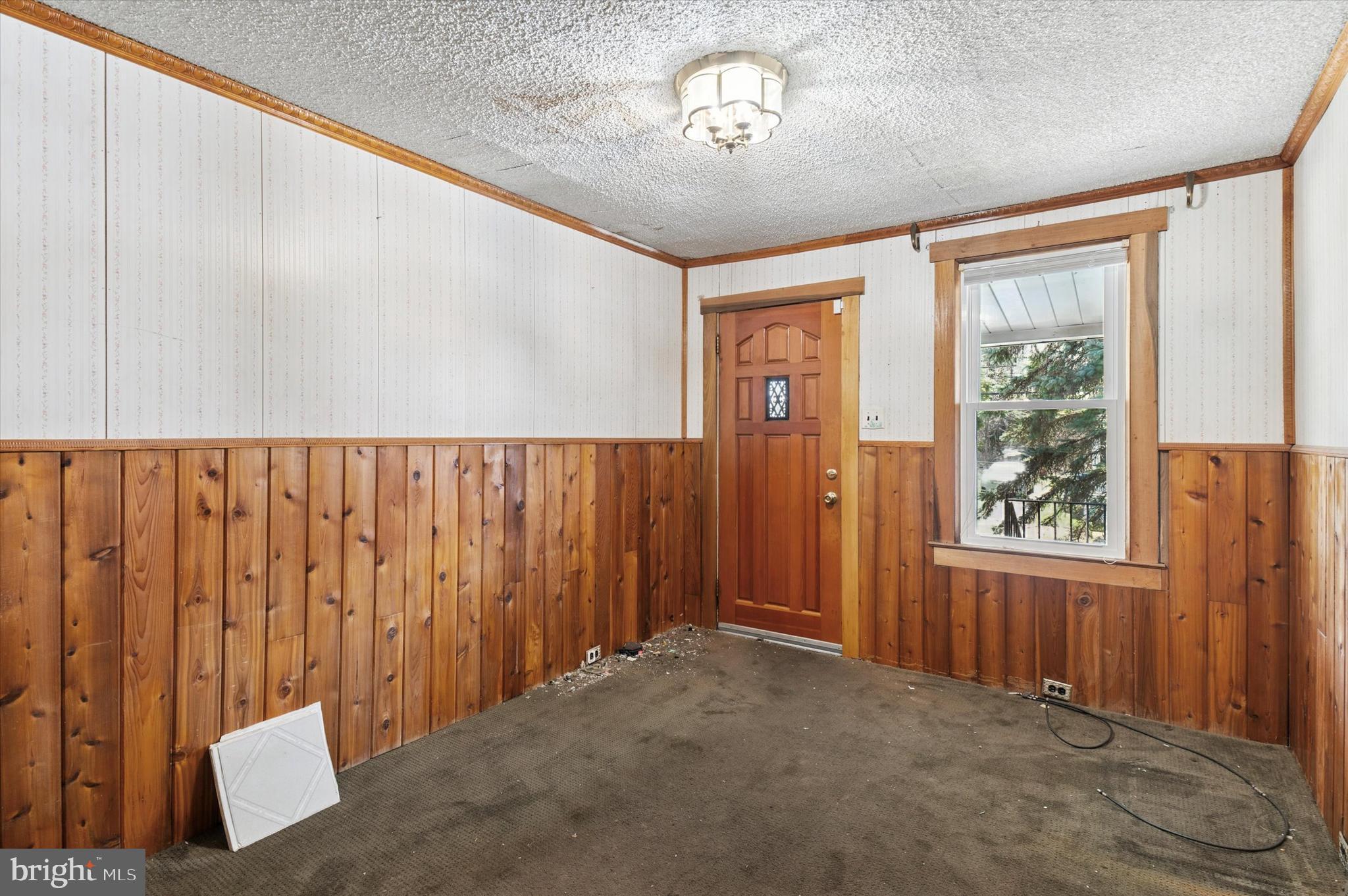 TWIN OAKS - Residential