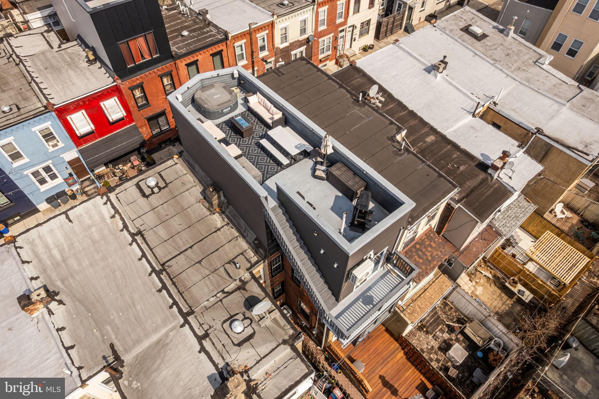 FAIRMOUNT - Residential