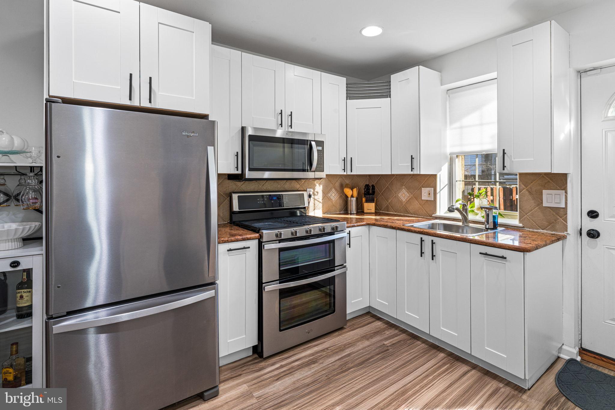 FAIRMOUNT - Residential