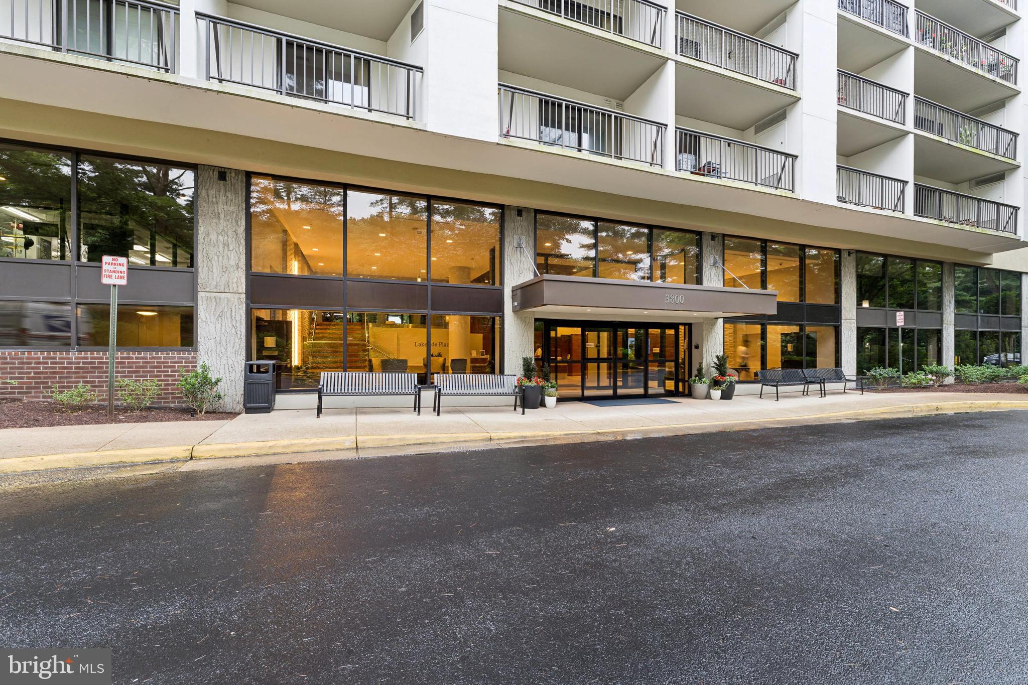 3800 POWELL LANE 519