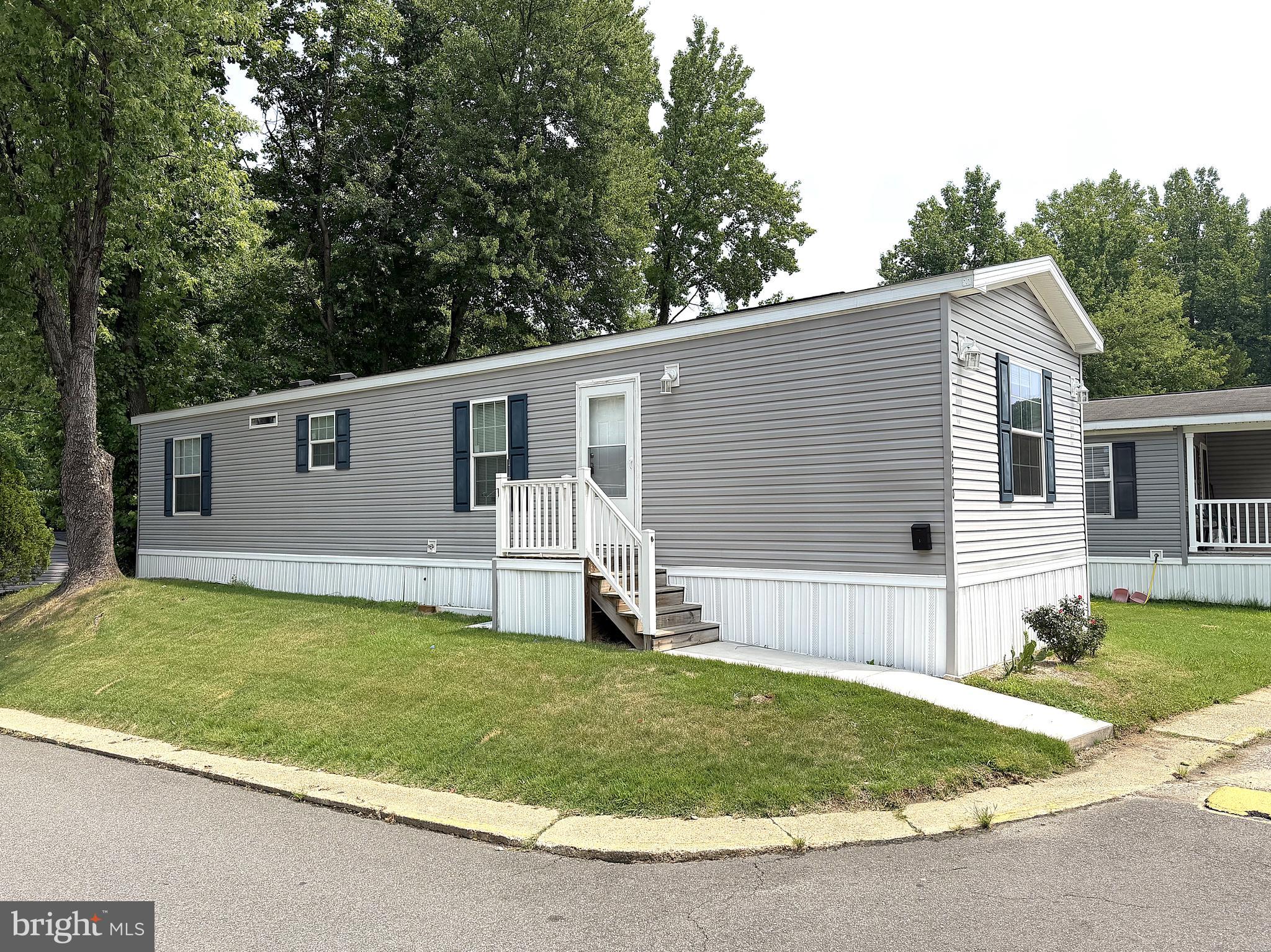 Photo 1 of 22 — 9500 BEECH PARK STREET, CAPITOL HEIGHTS, MD 20743