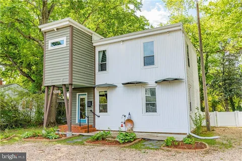 2505 Burnley Avenue, Henrico, VA MLS: VAHN2000870