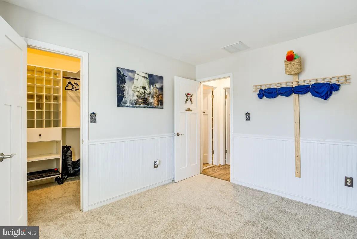 SPINNAKER RUN - Residential