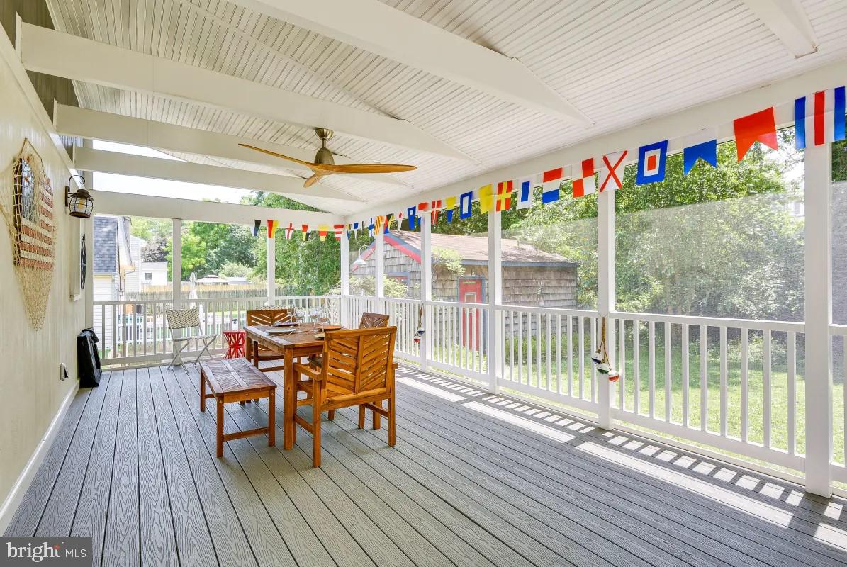 SPINNAKER RUN - Residential