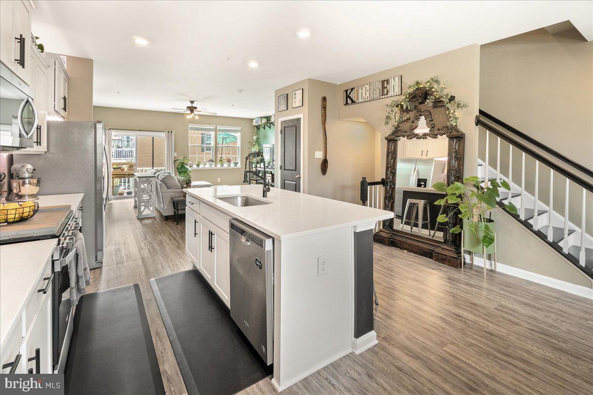 WESTVIEW SOUTH - Residential