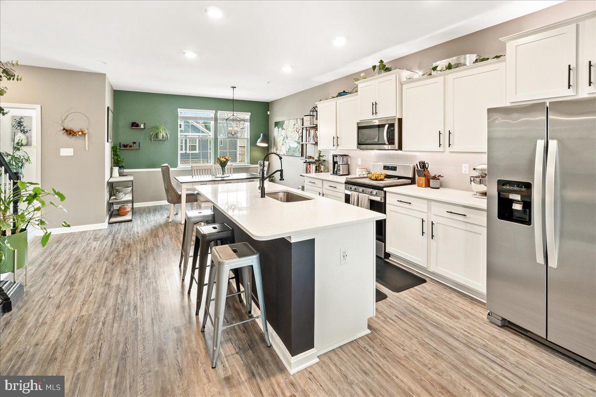 WESTVIEW SOUTH - Residential