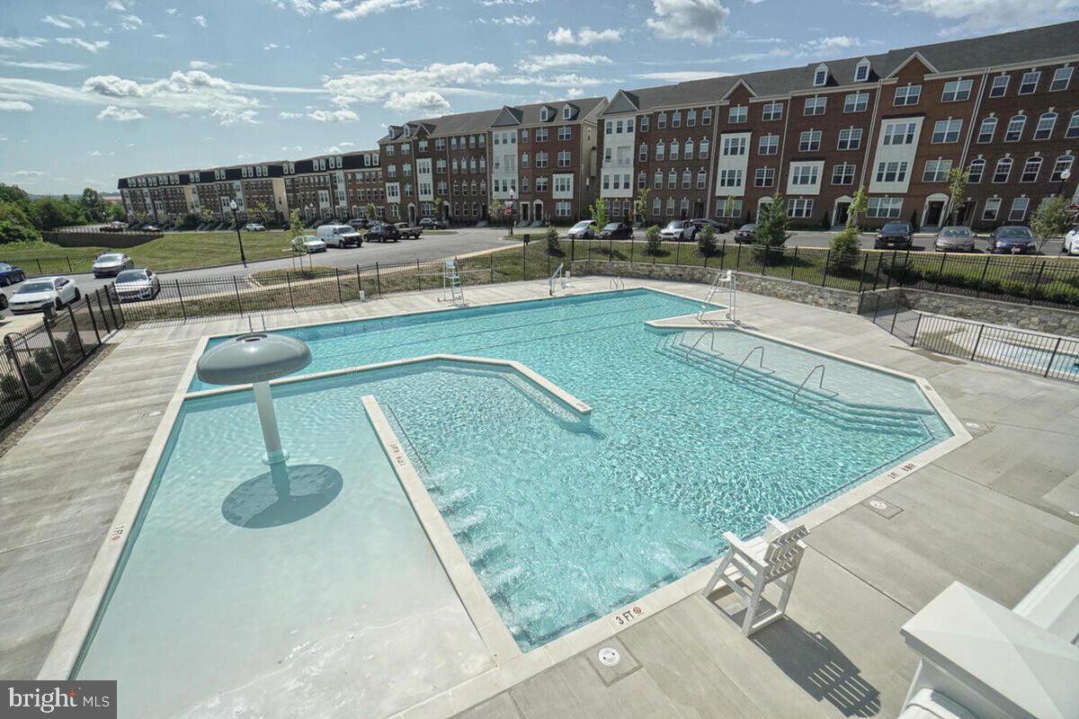 WESTVIEW SOUTH - Residential