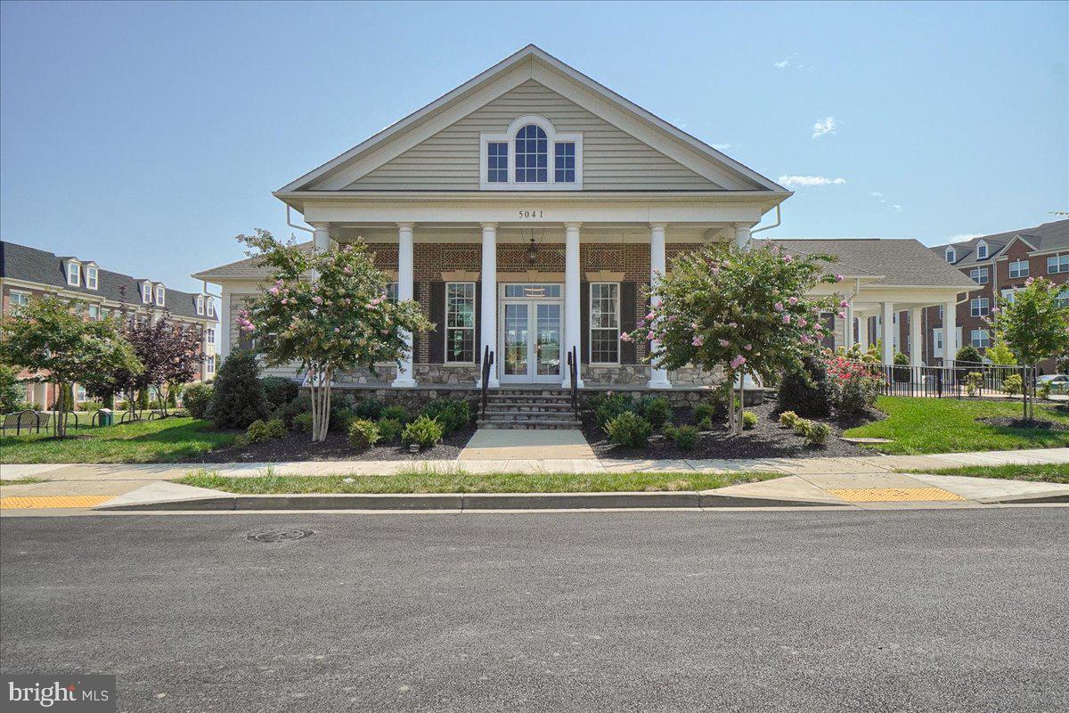 WESTVIEW SOUTH - Residential