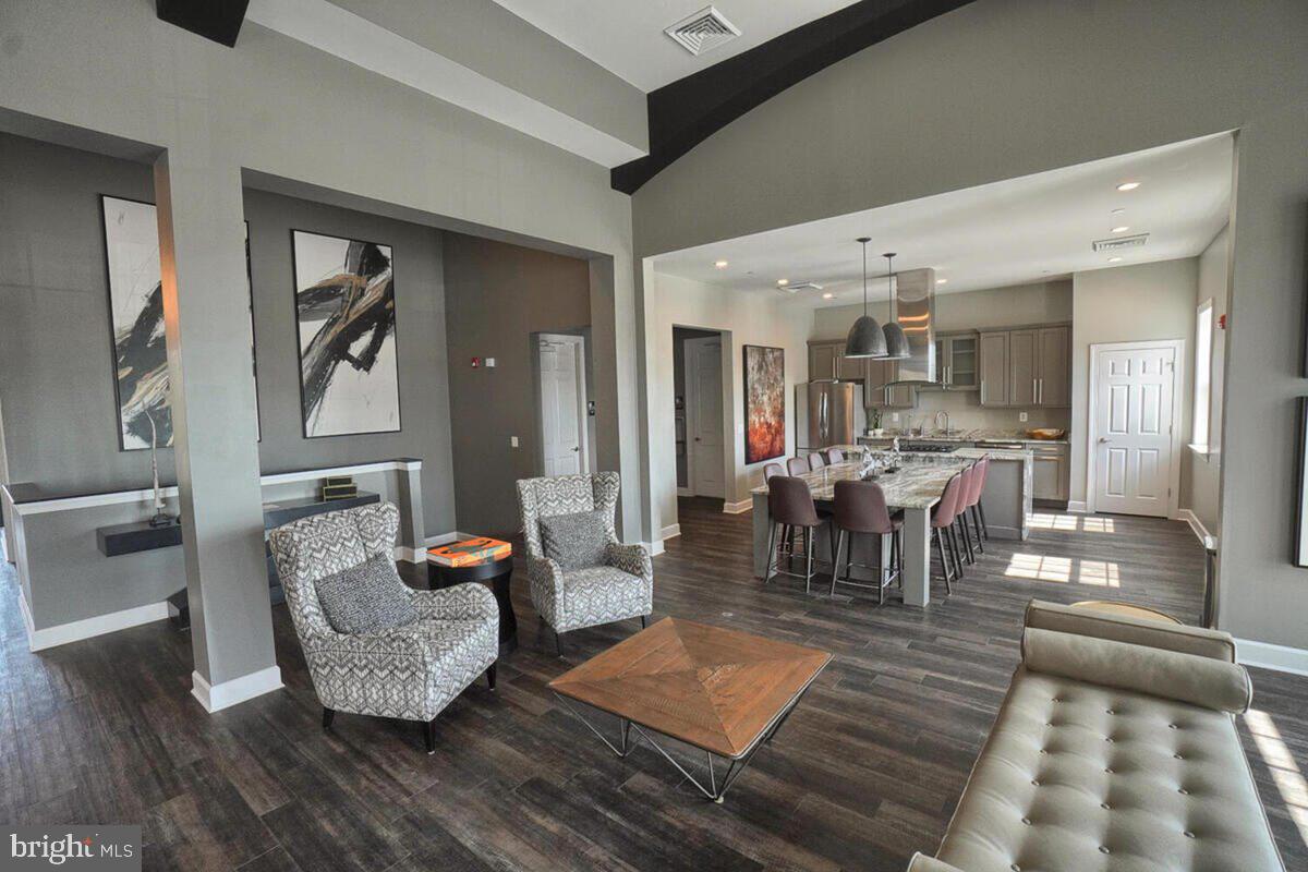 WESTVIEW SOUTH - Residential