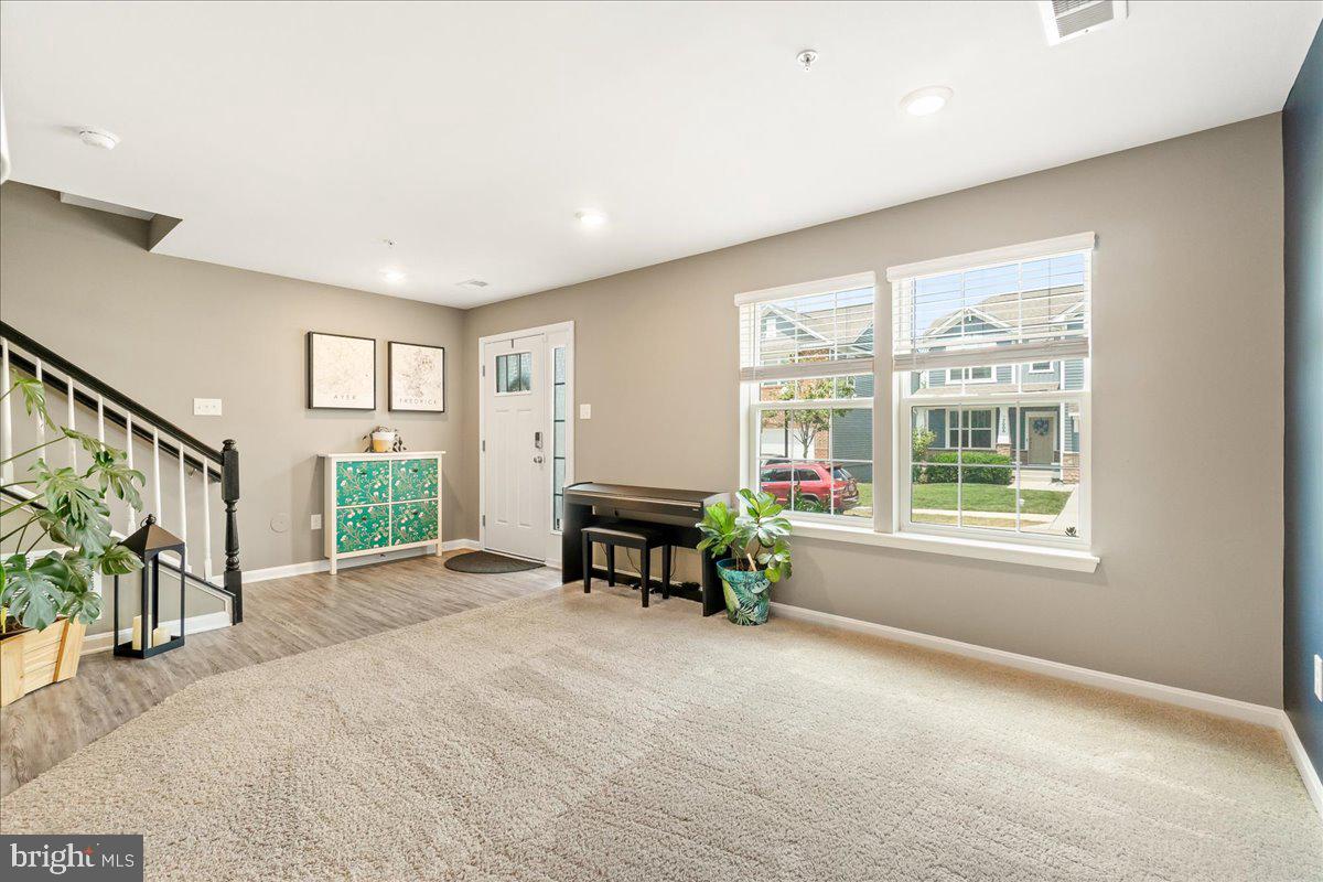 WESTVIEW SOUTH - Residential