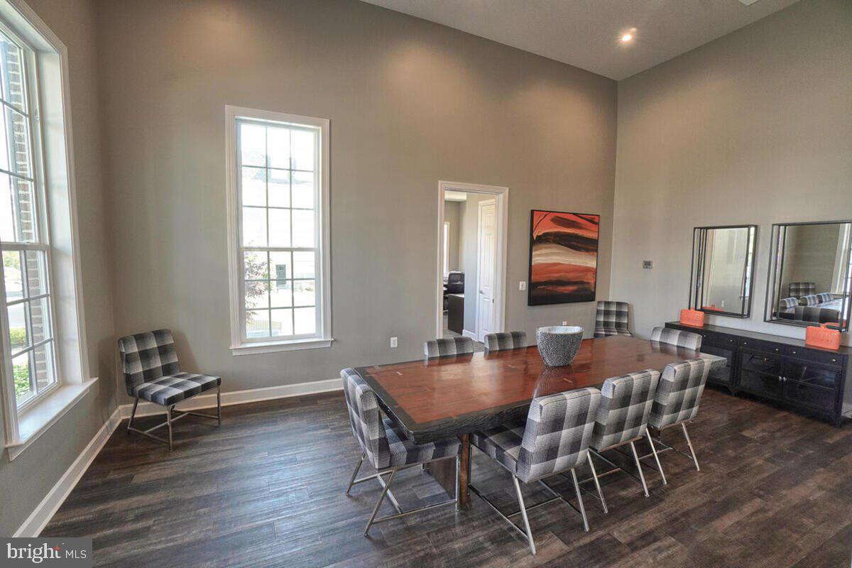 WESTVIEW SOUTH - Residential