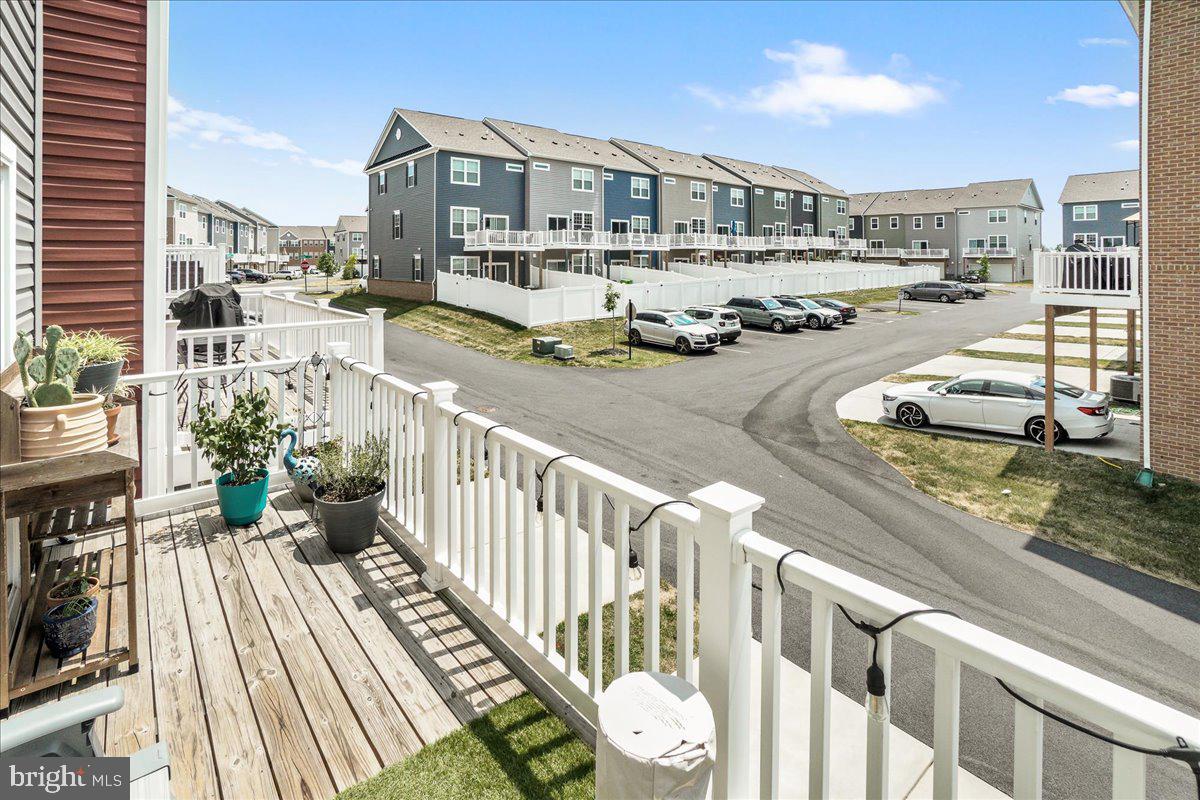 WESTVIEW SOUTH - Residential