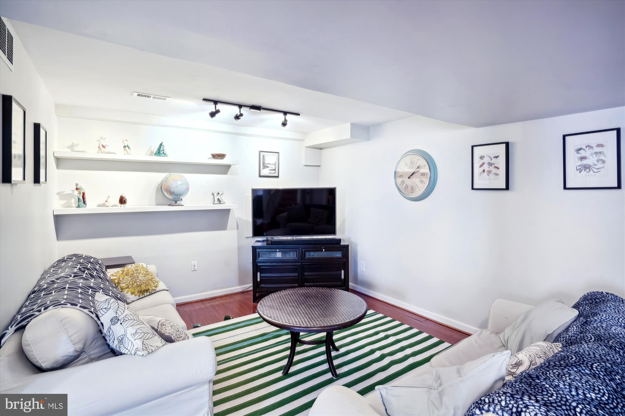 CHEVERLY 01 - Residential