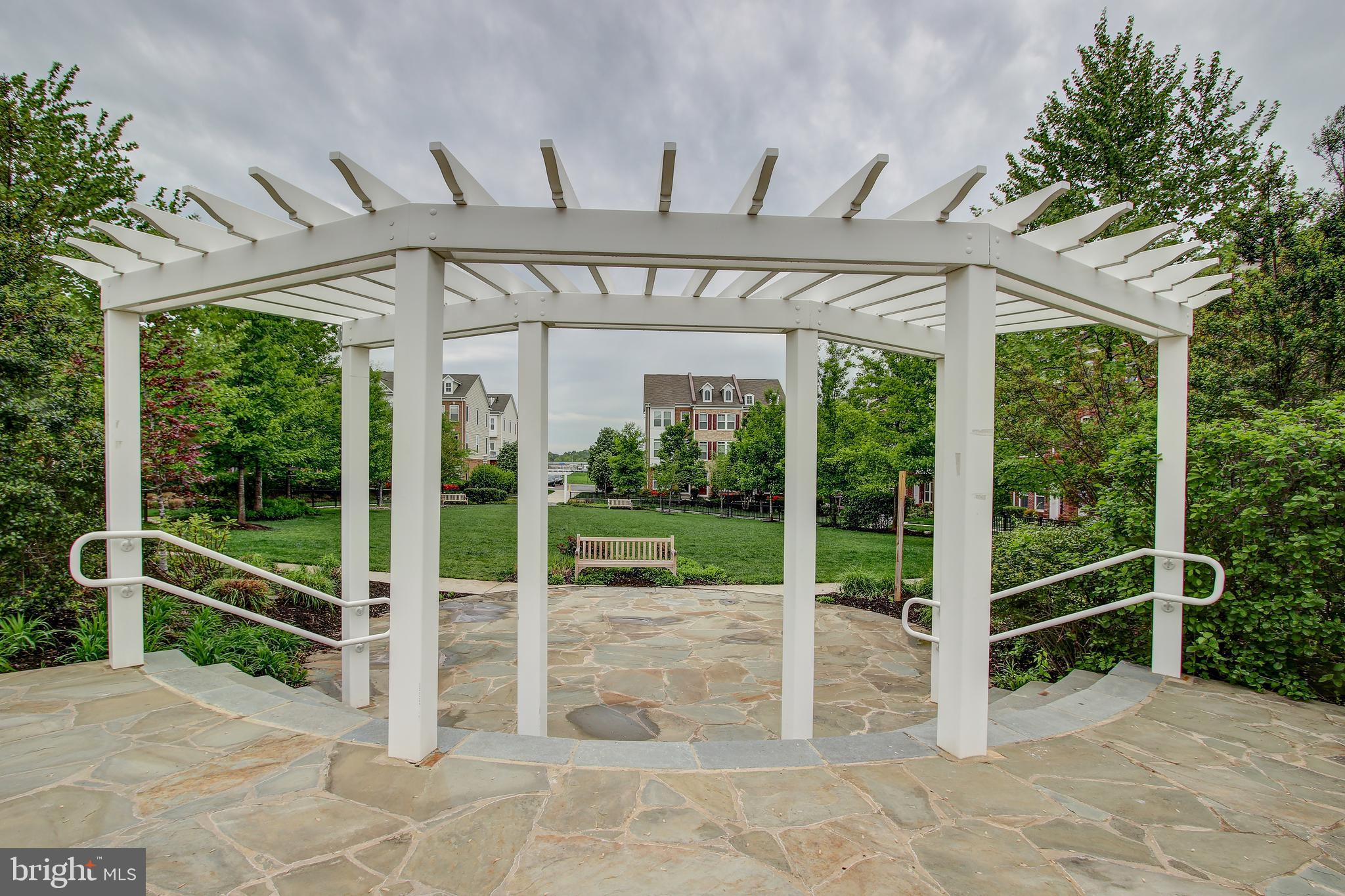 METROWEST - Residential