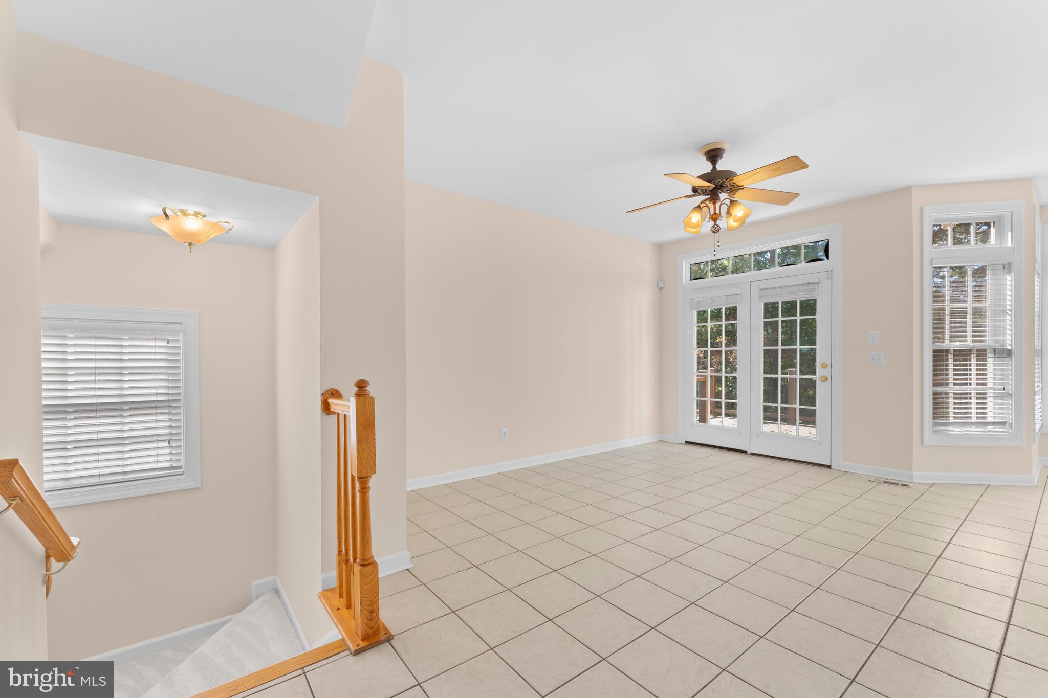 VIRGINIA OAKS - Residential