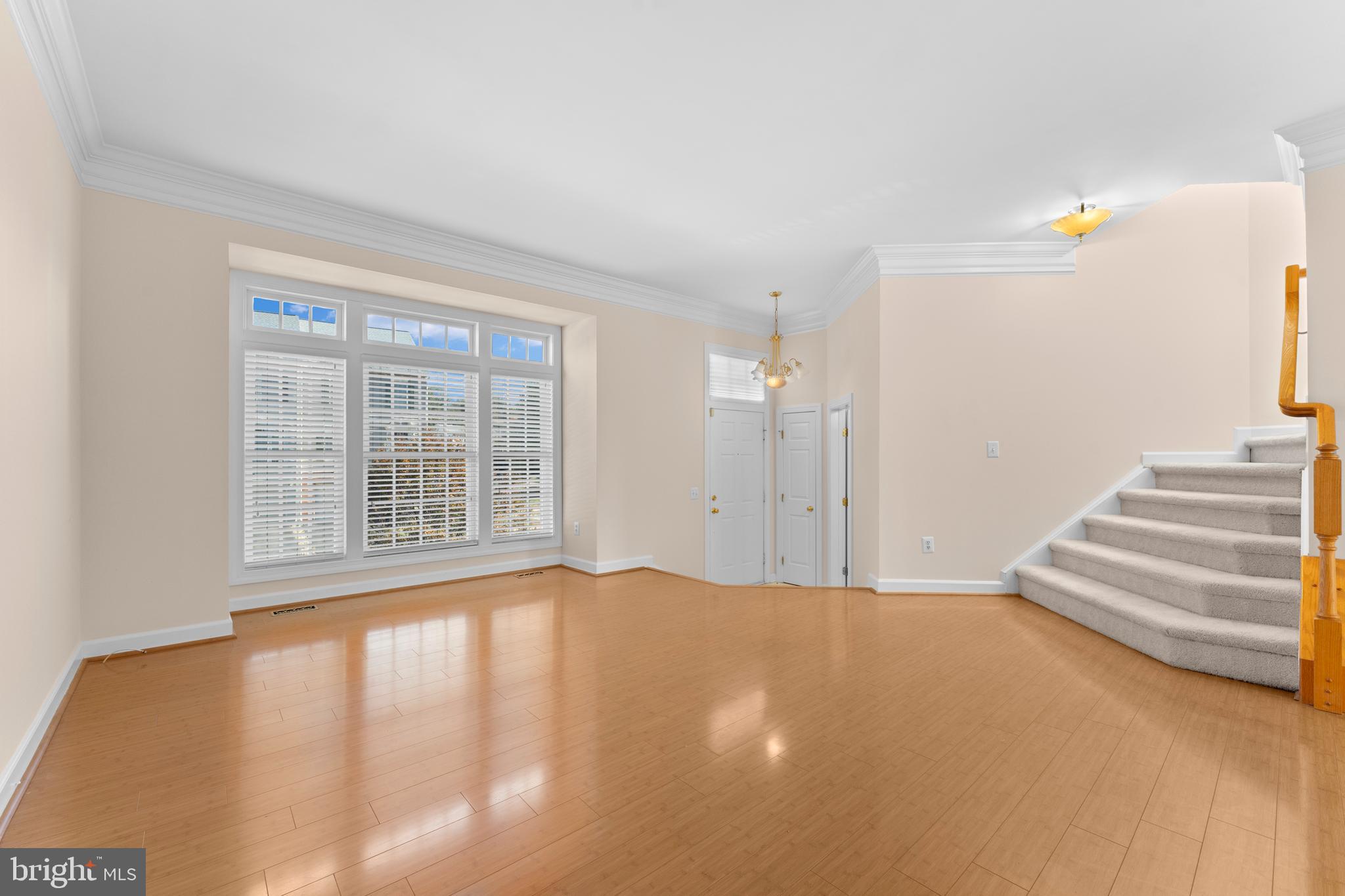 VIRGINIA OAKS - Residential