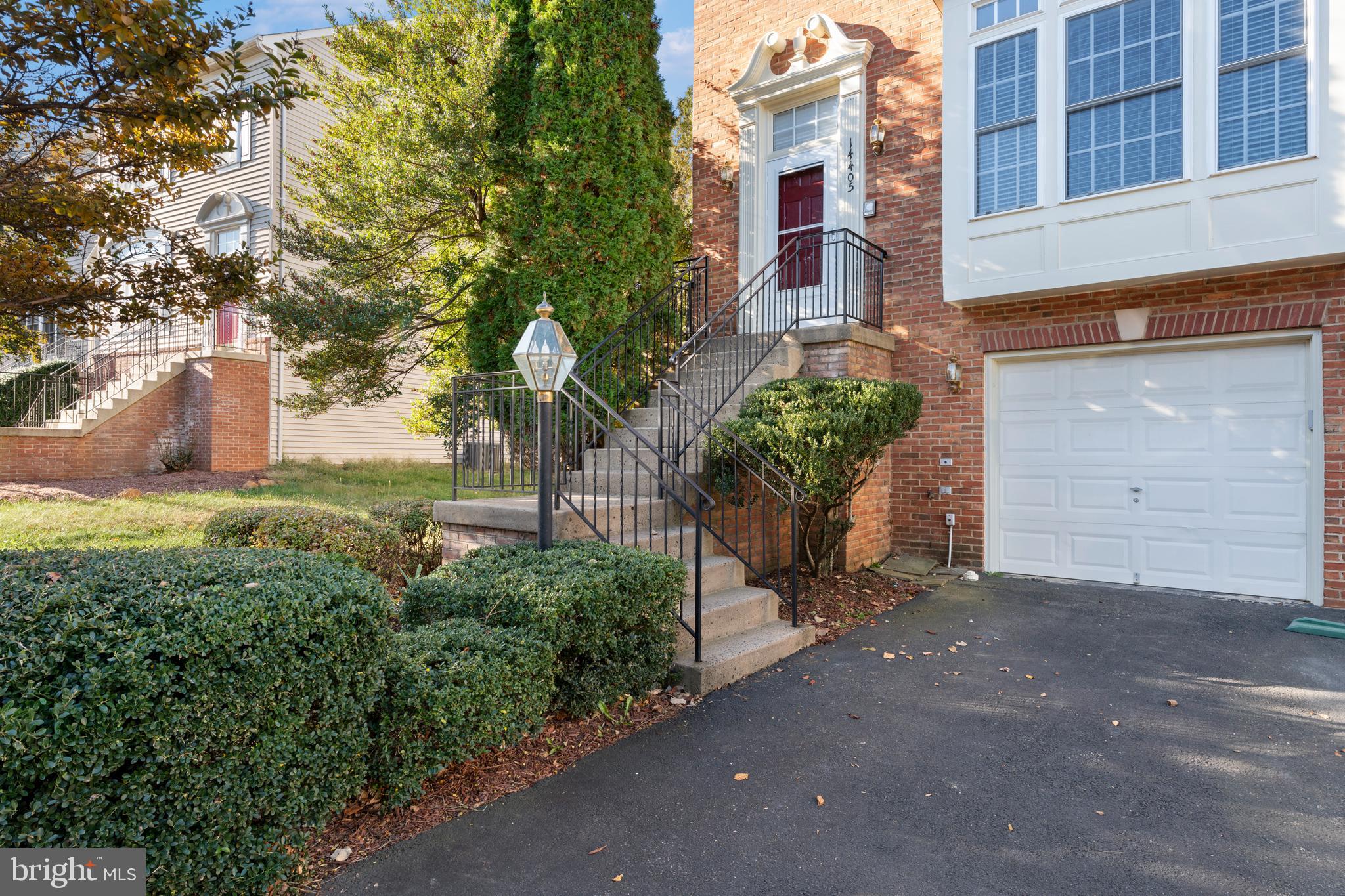 VIRGINIA OAKS - Residential