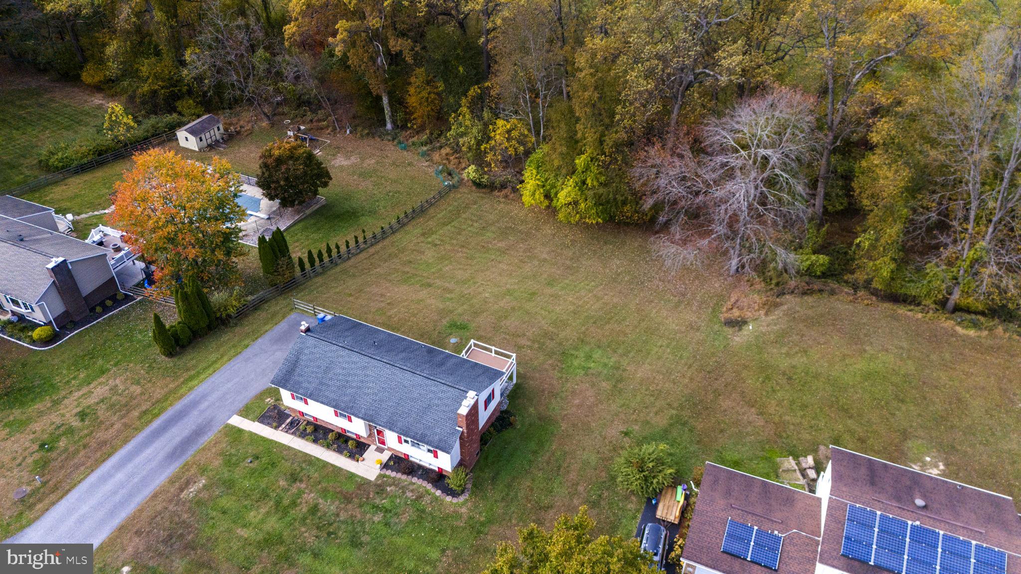 HARFORD HUNT MANOR - Residential