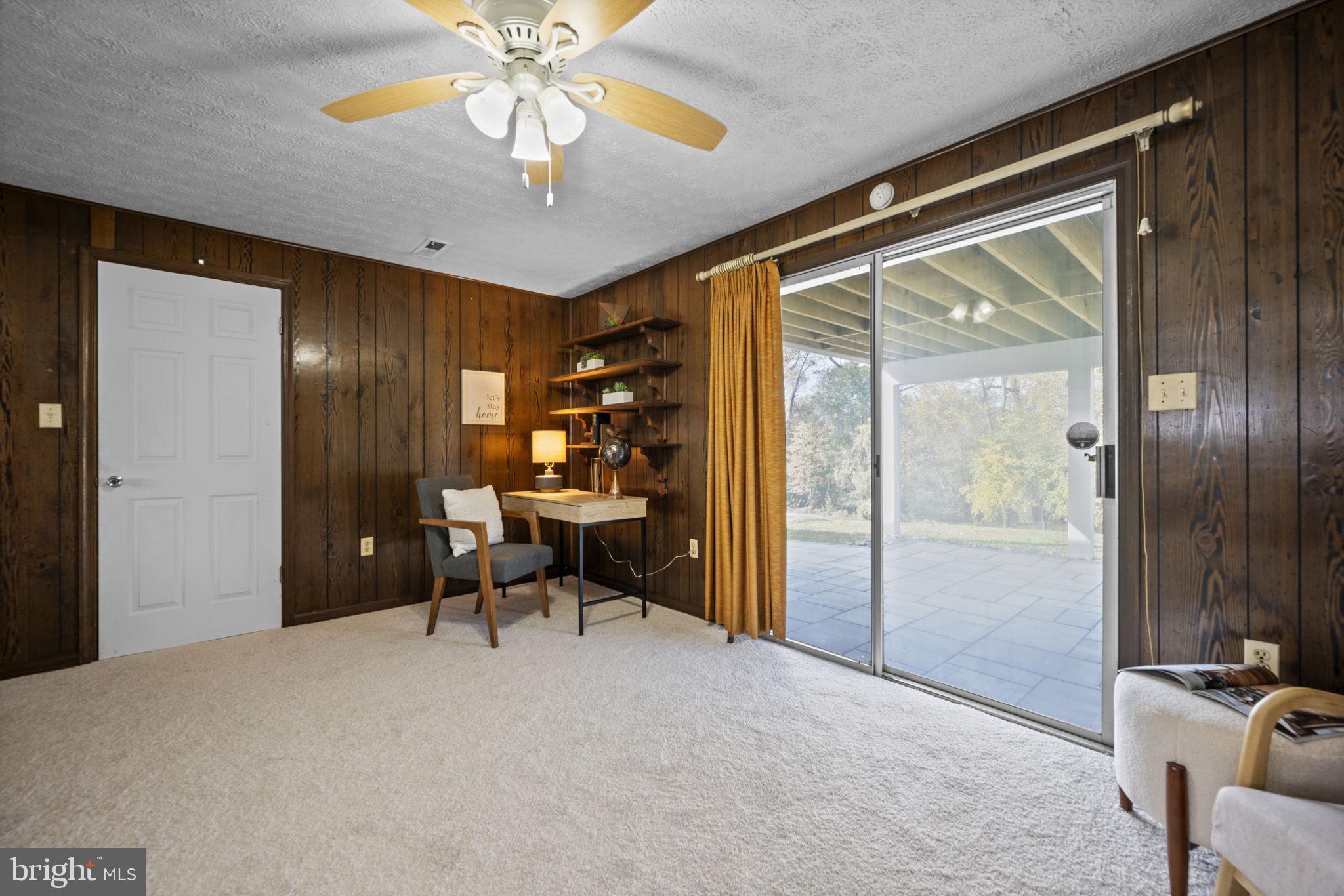 HARFORD HUNT MANOR - Residential