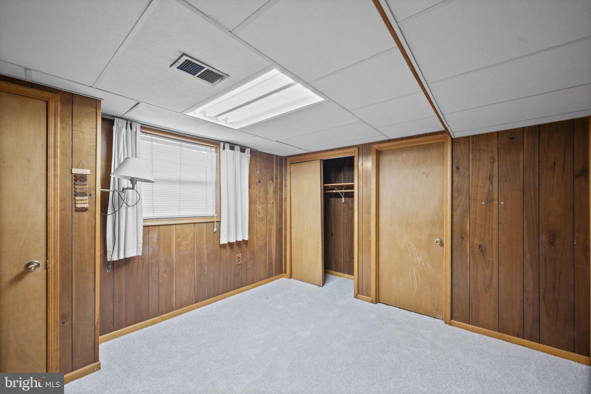 HARFORD HUNT MANOR - Residential