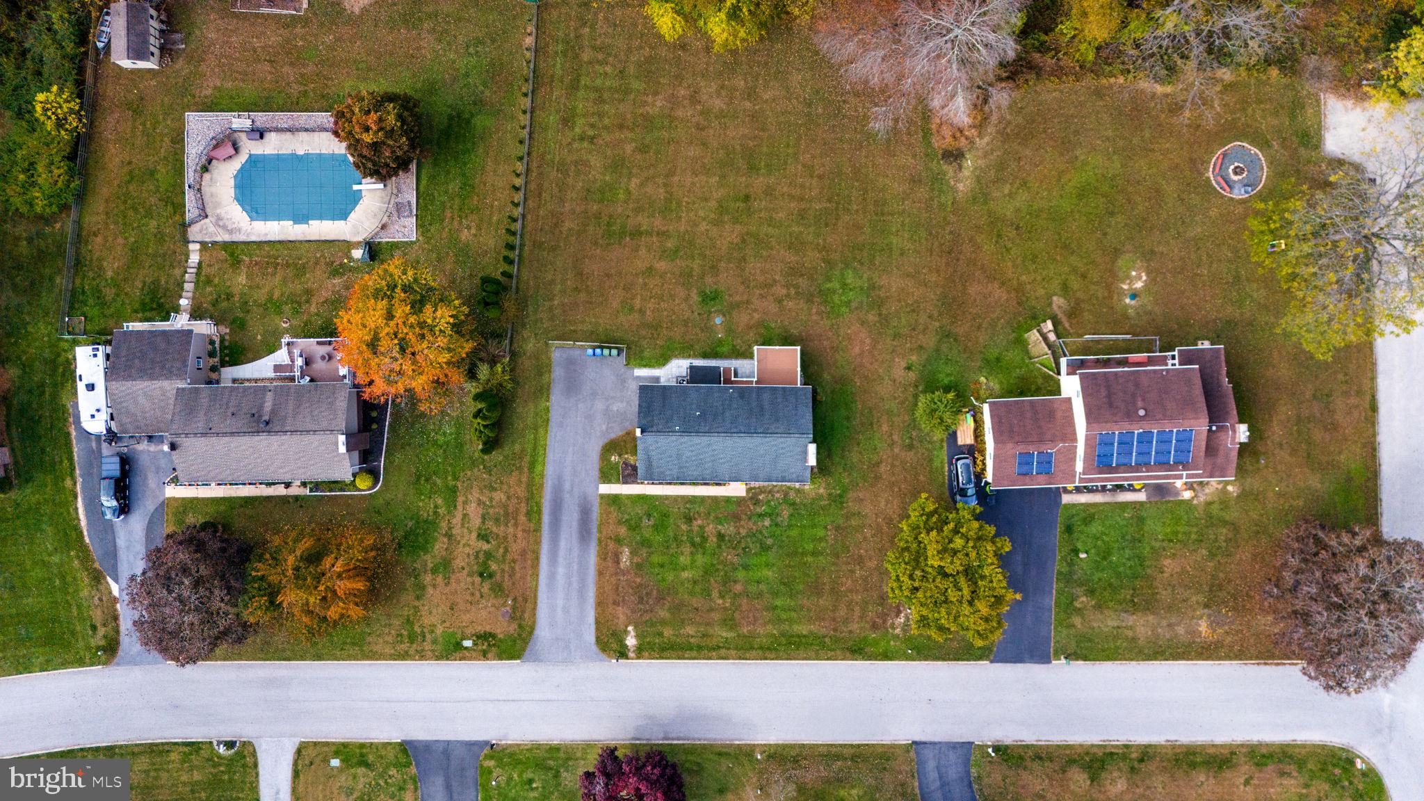 HARFORD HUNT MANOR - Residential