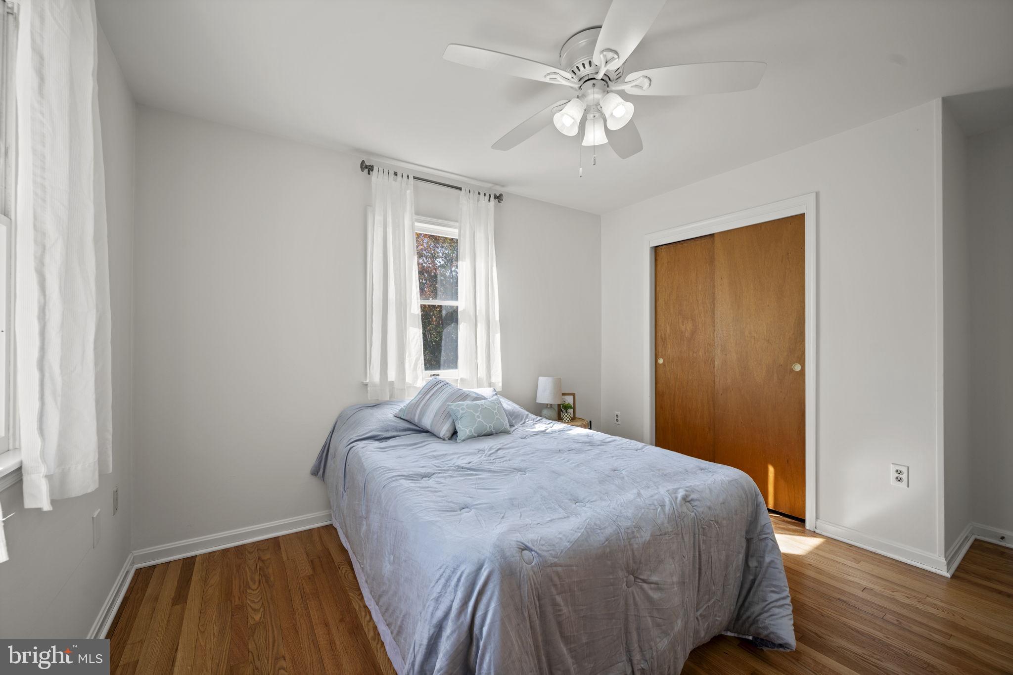 HARFORD HUNT MANOR - Residential