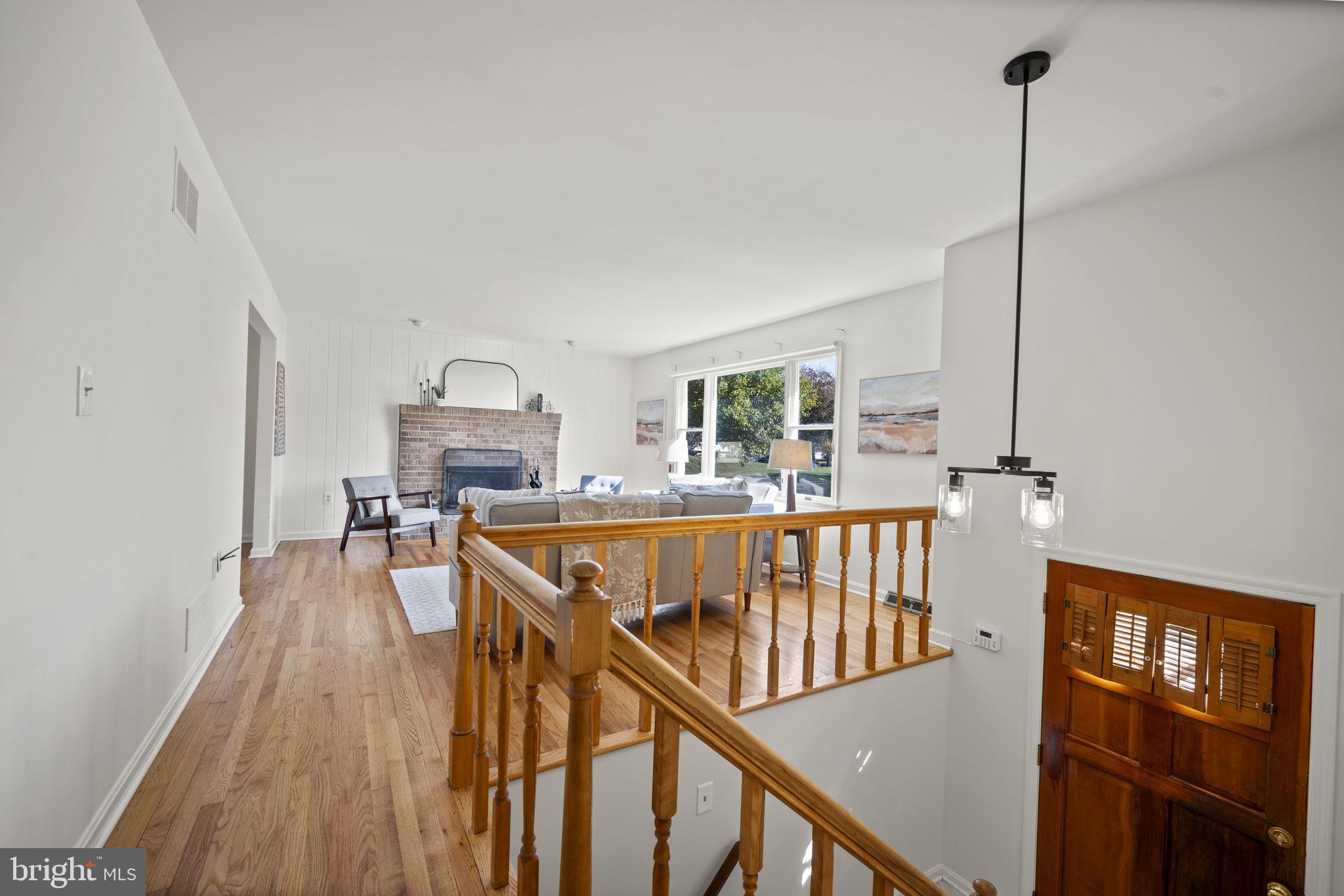 HARFORD HUNT MANOR - Residential