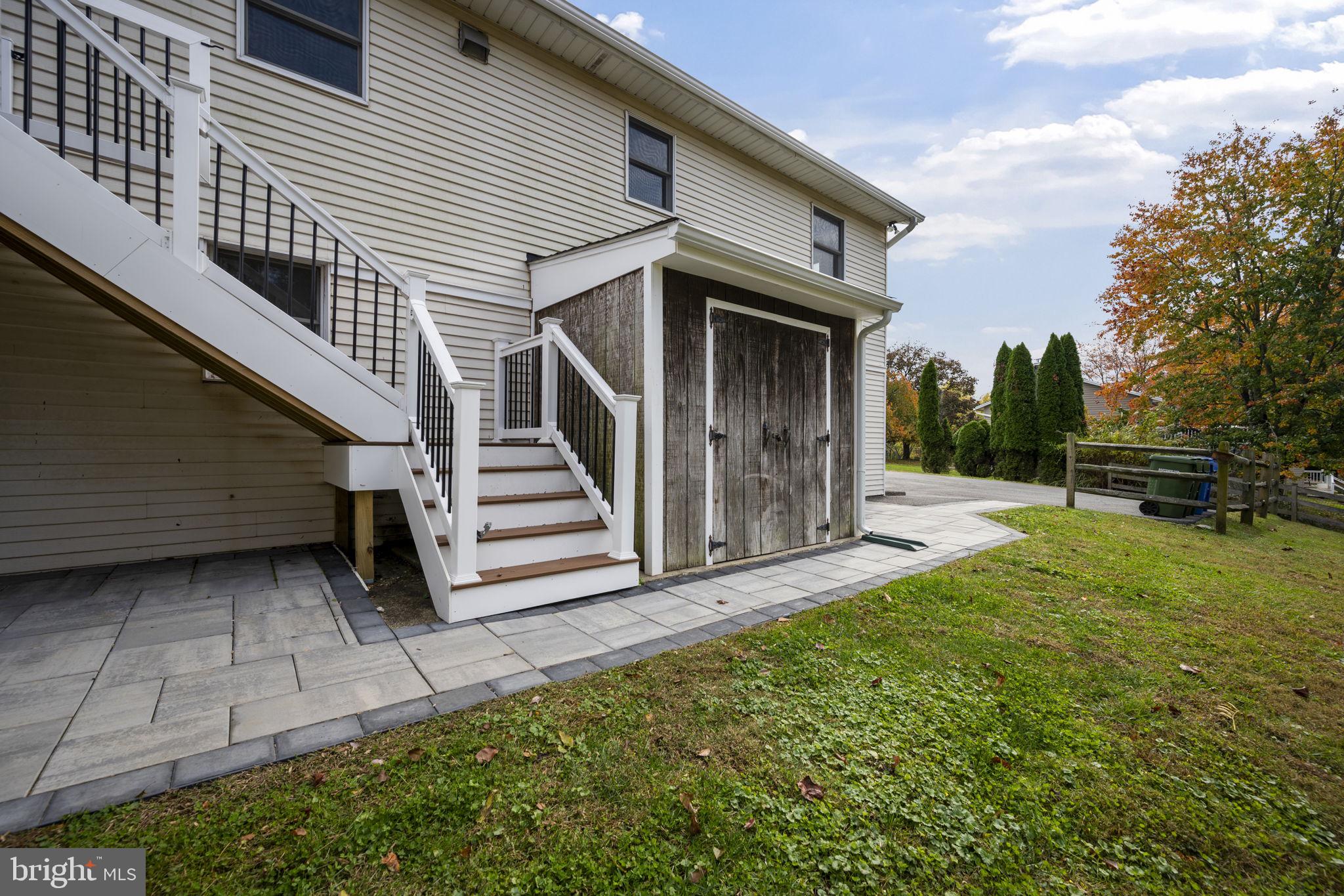 HARFORD HUNT MANOR - Residential