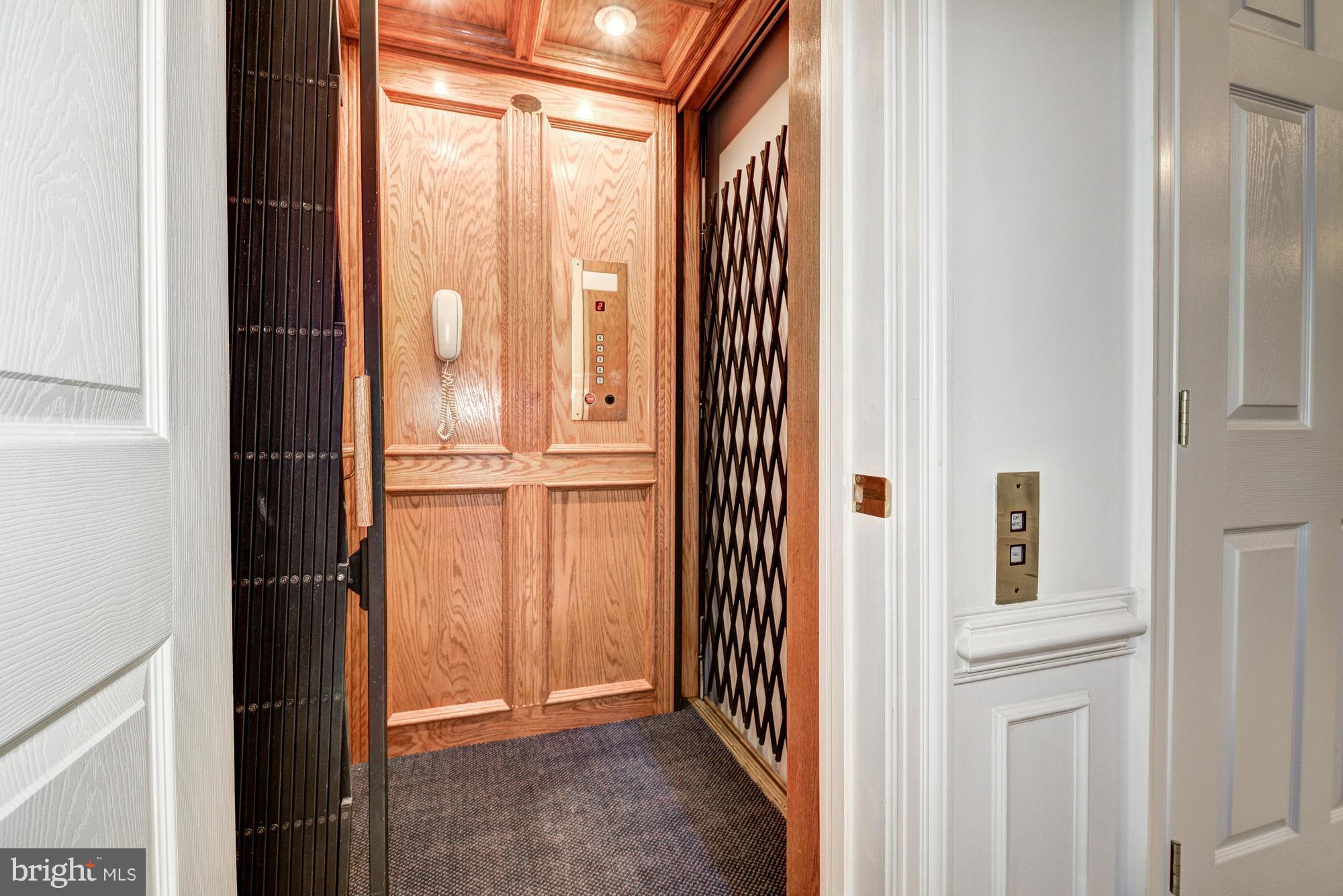 MONROE - Residential