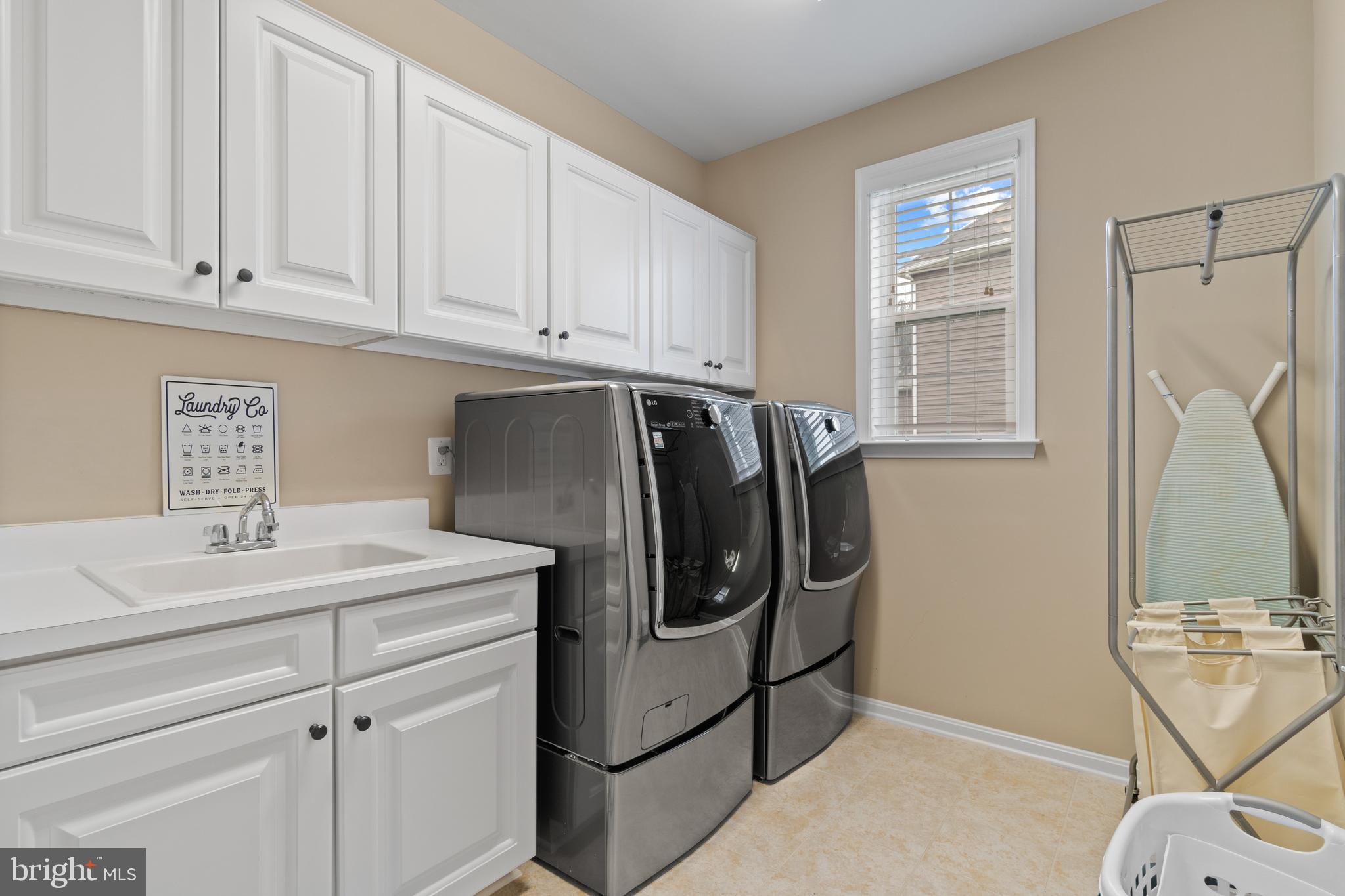 ALDIE ESTATES - Residential